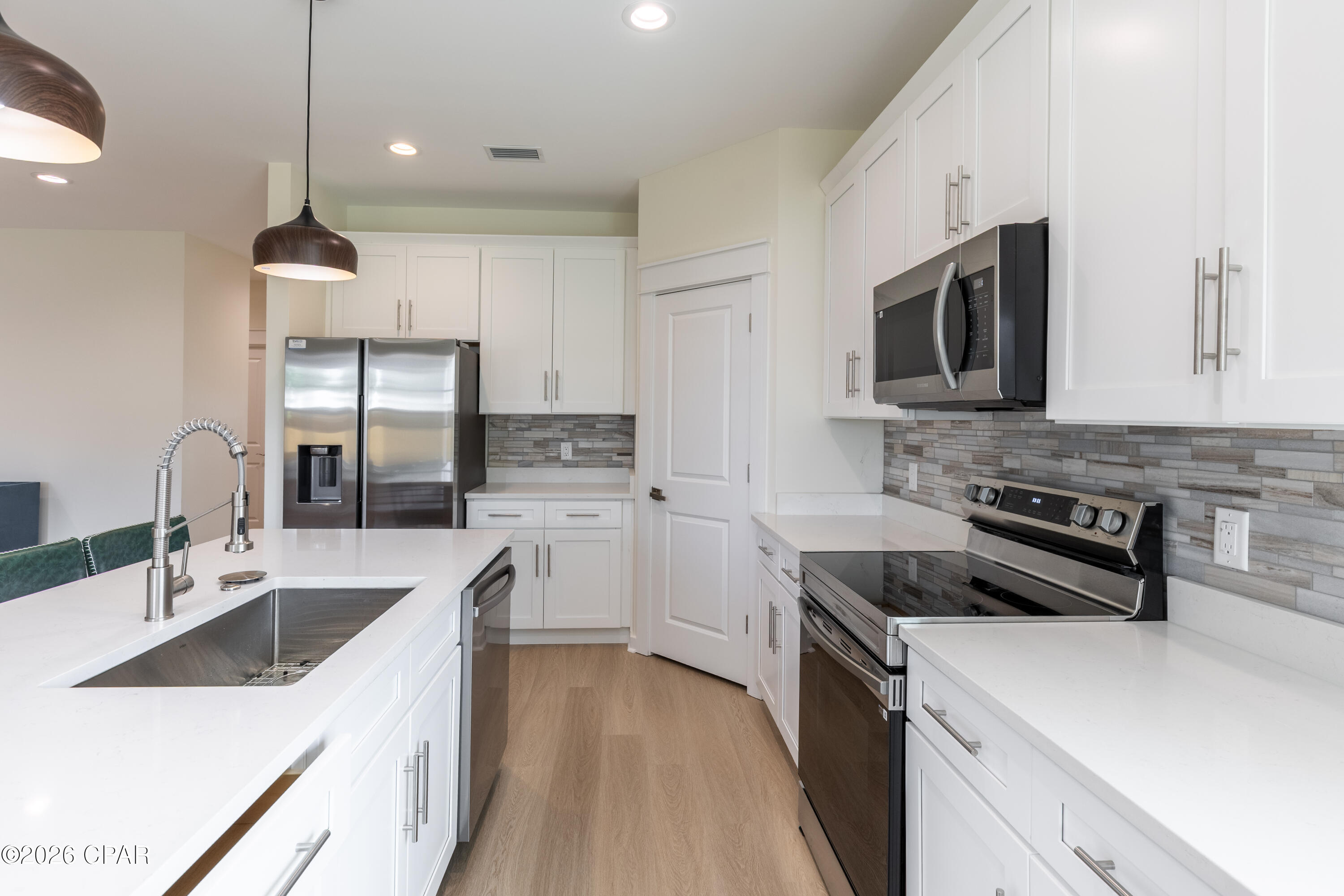 Image 7 For 607 Sea Breeze Drive