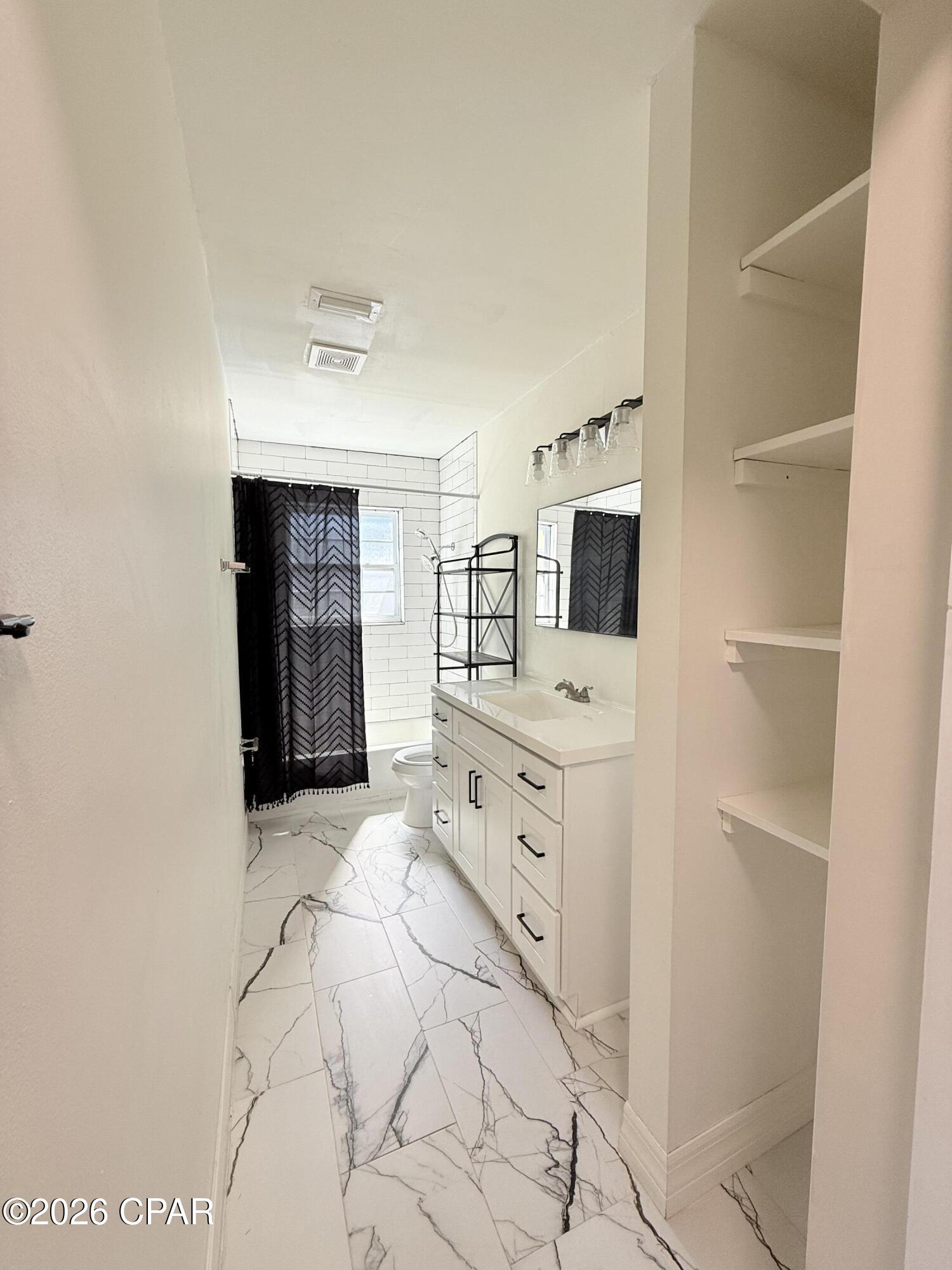 Image 10 For 808 Forestdale Avenue