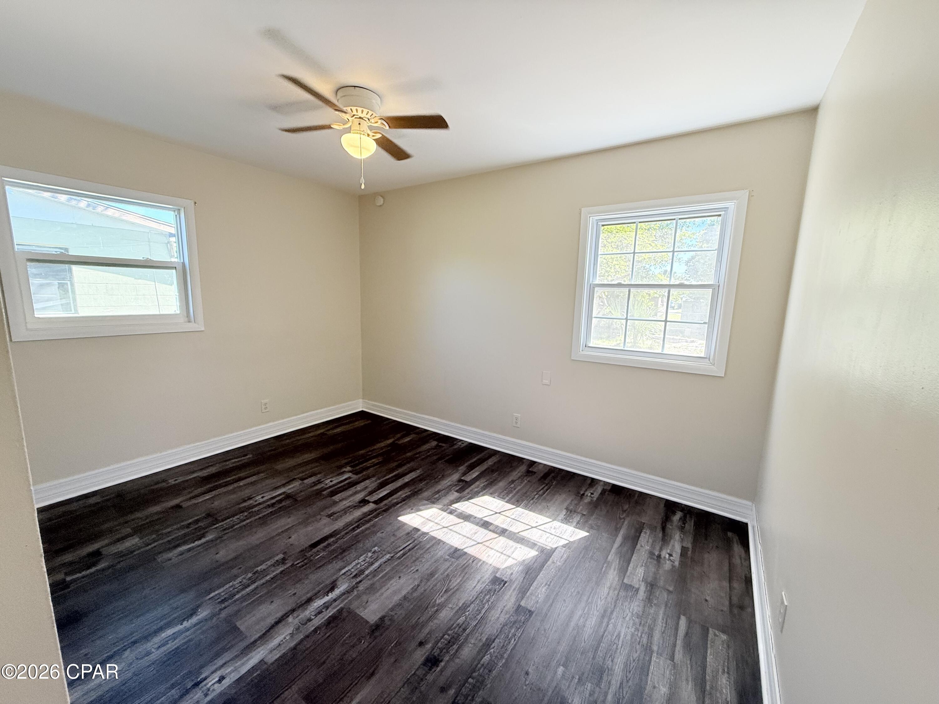 Image 14 For 808 Forestdale Avenue