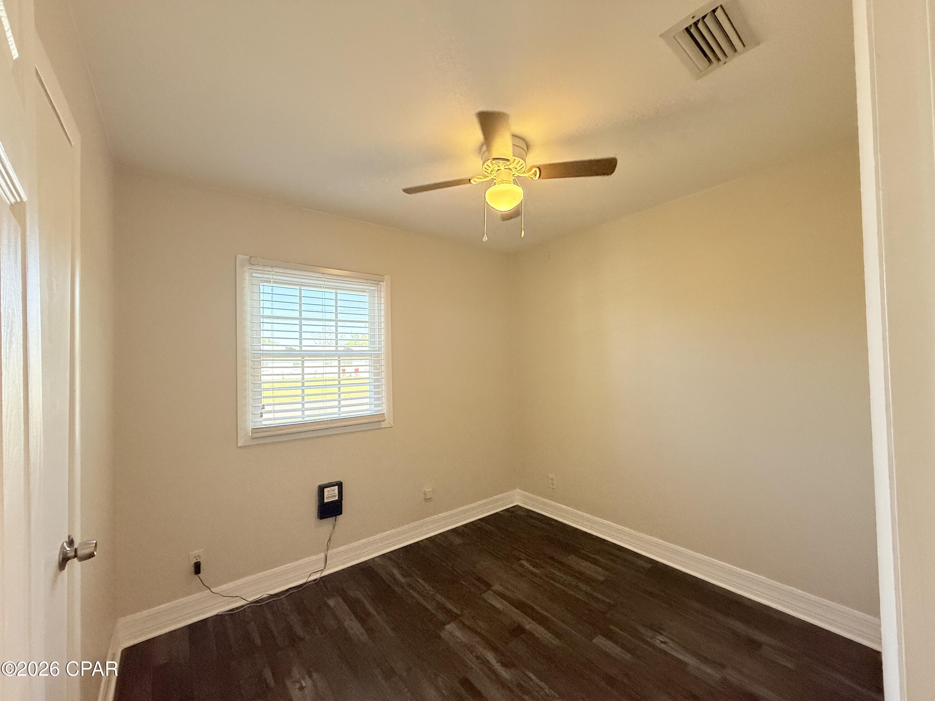 Image 8 For 808 Forestdale Avenue