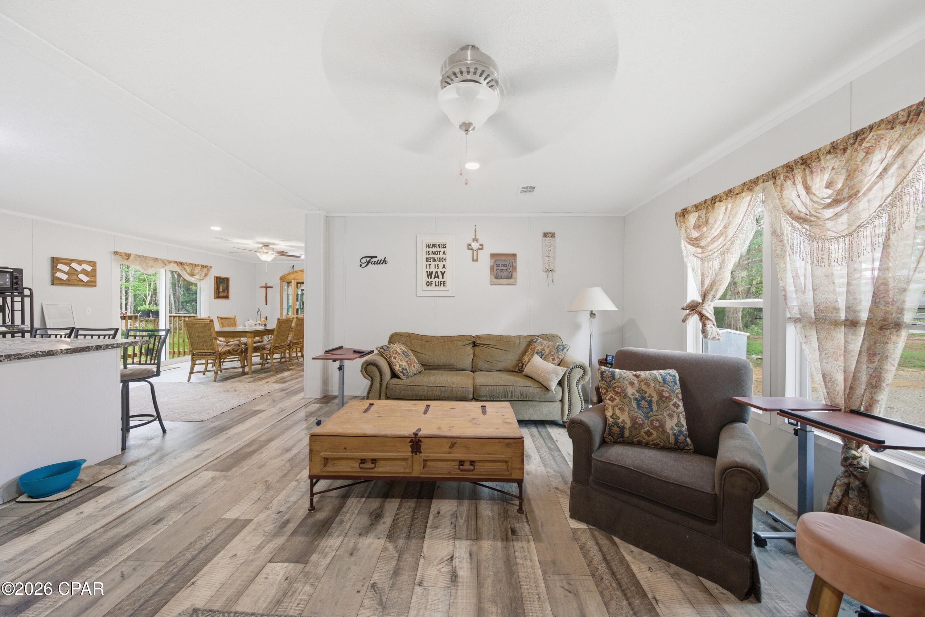 Image 15 For 650 Satellite Road