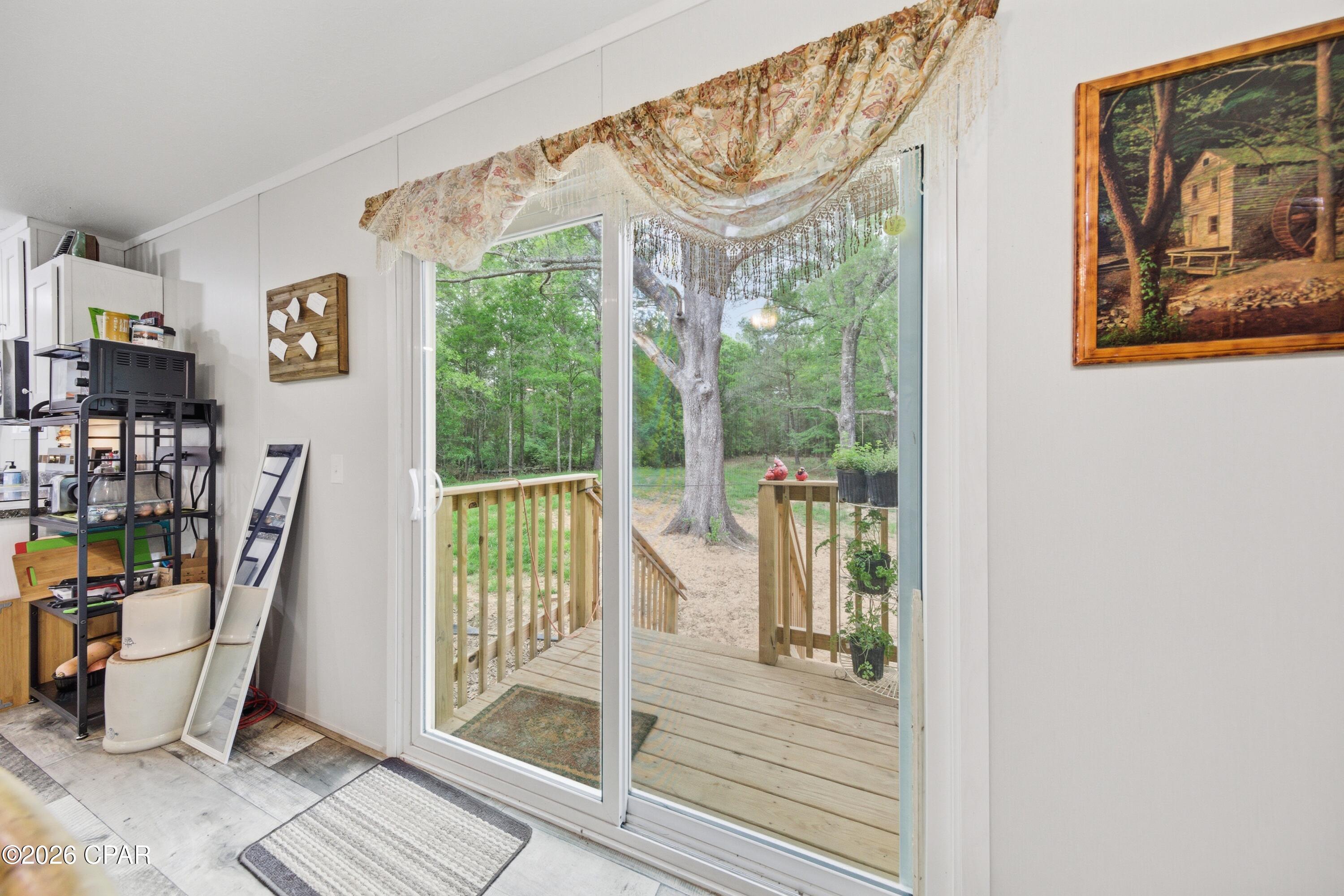 Image 28 For 650 Satellite Road