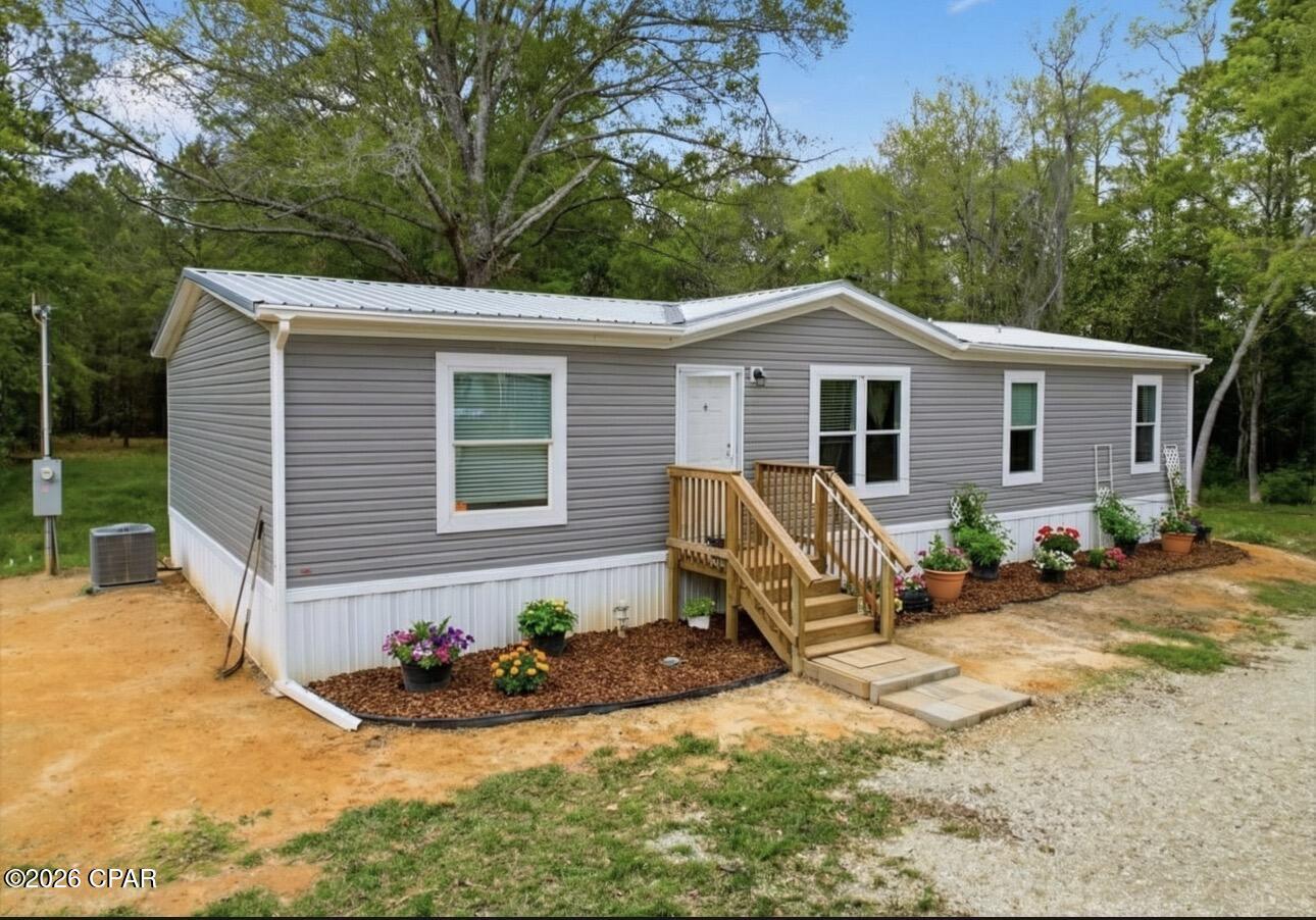 Image 3 For 650 Satellite Road