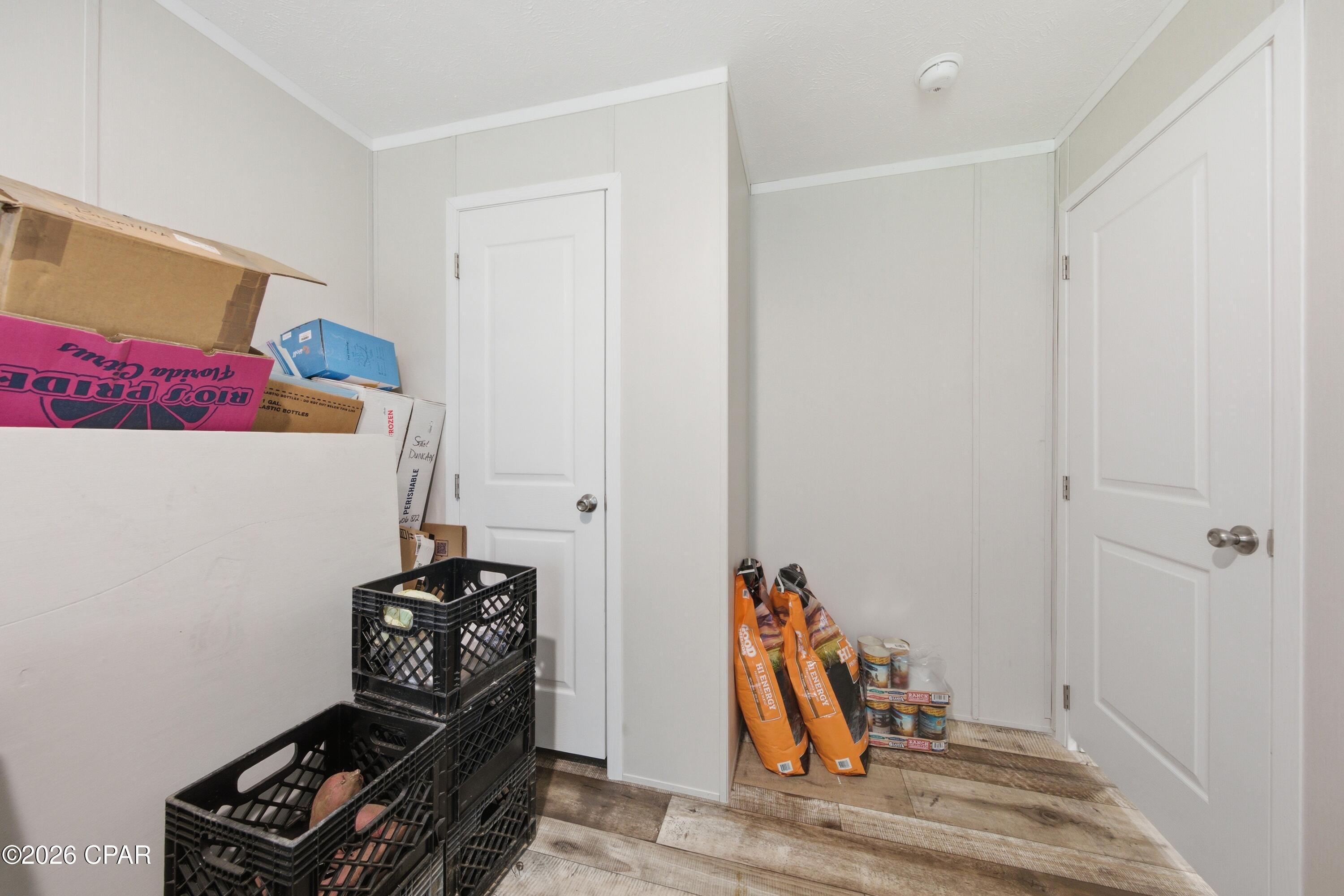 Image 33 For 650 Satellite Road