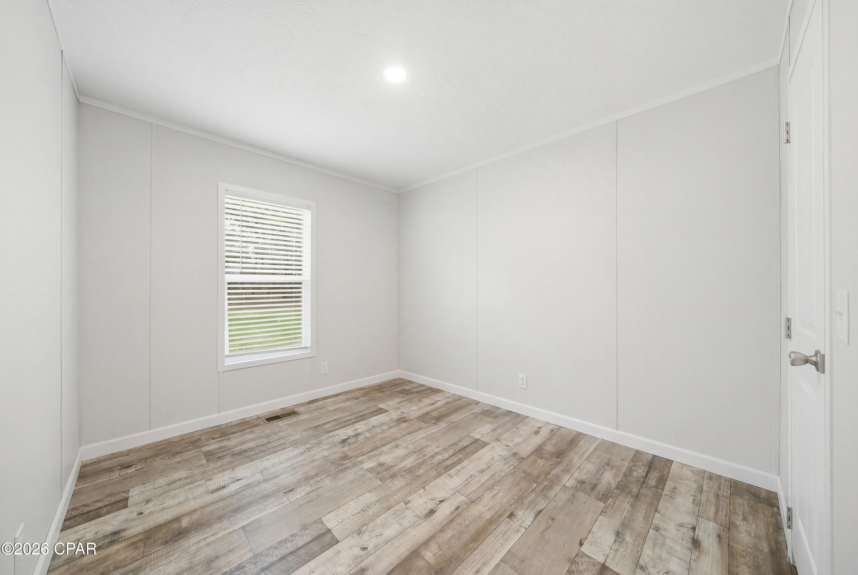 Image 34 For 650 Satellite Road