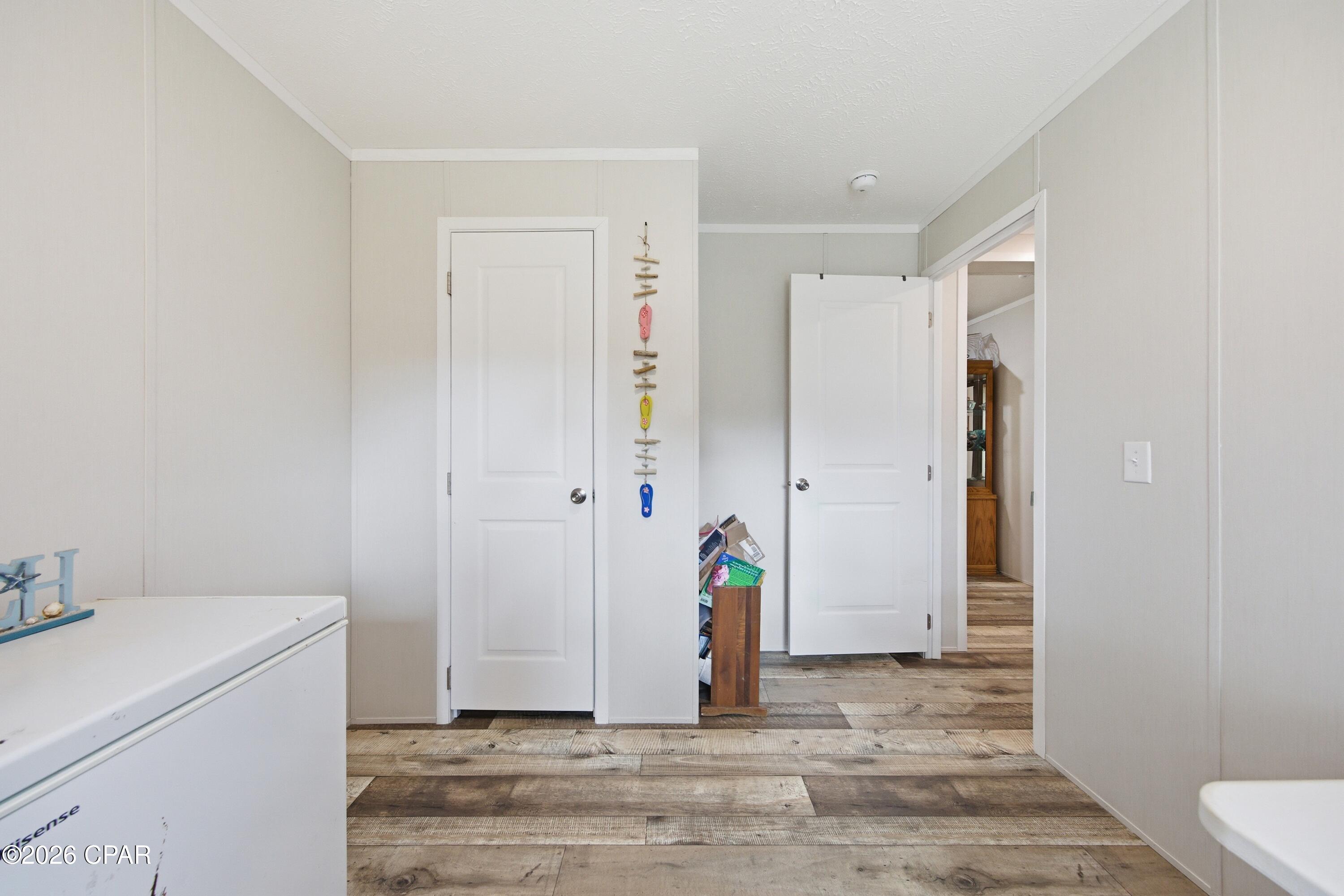 Image 35 For 650 Satellite Road