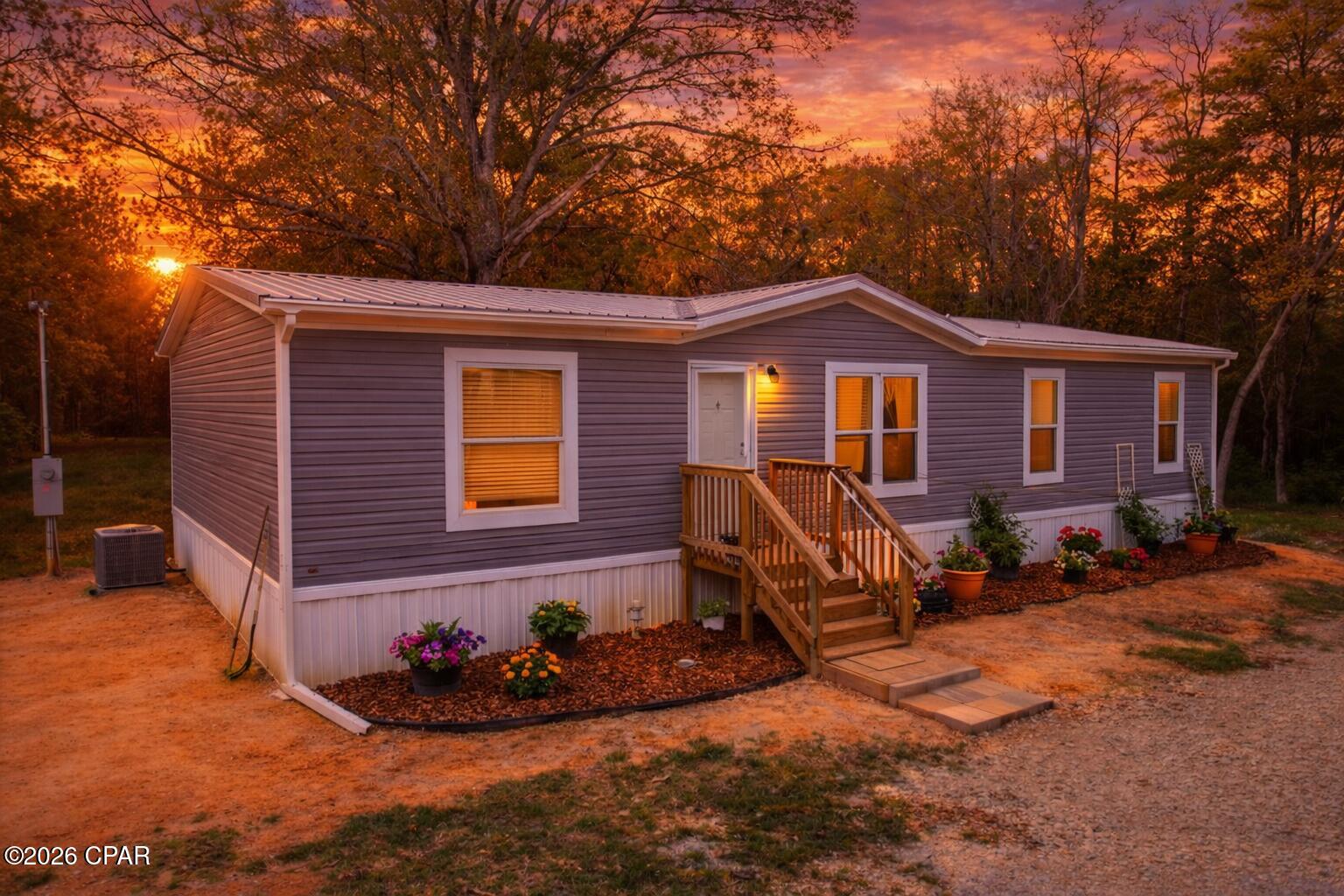 Image 43 For 650 Satellite Road