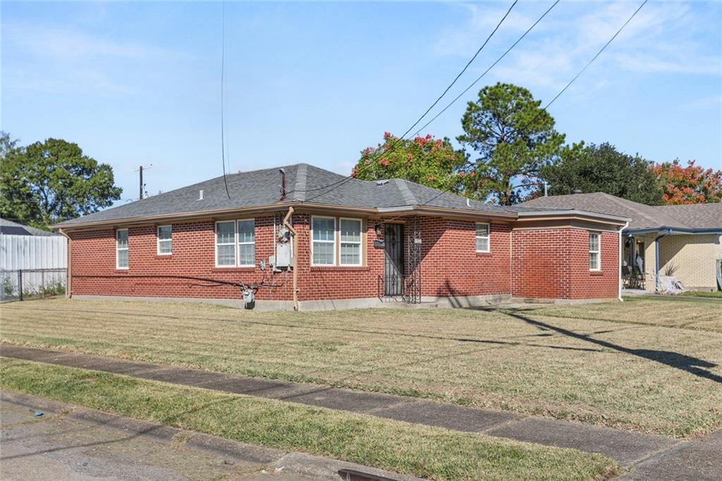 Homes for sale in New Orleans, LA | 1145 Terry St, New Orleans, LA 70114 | MLS# 2551790