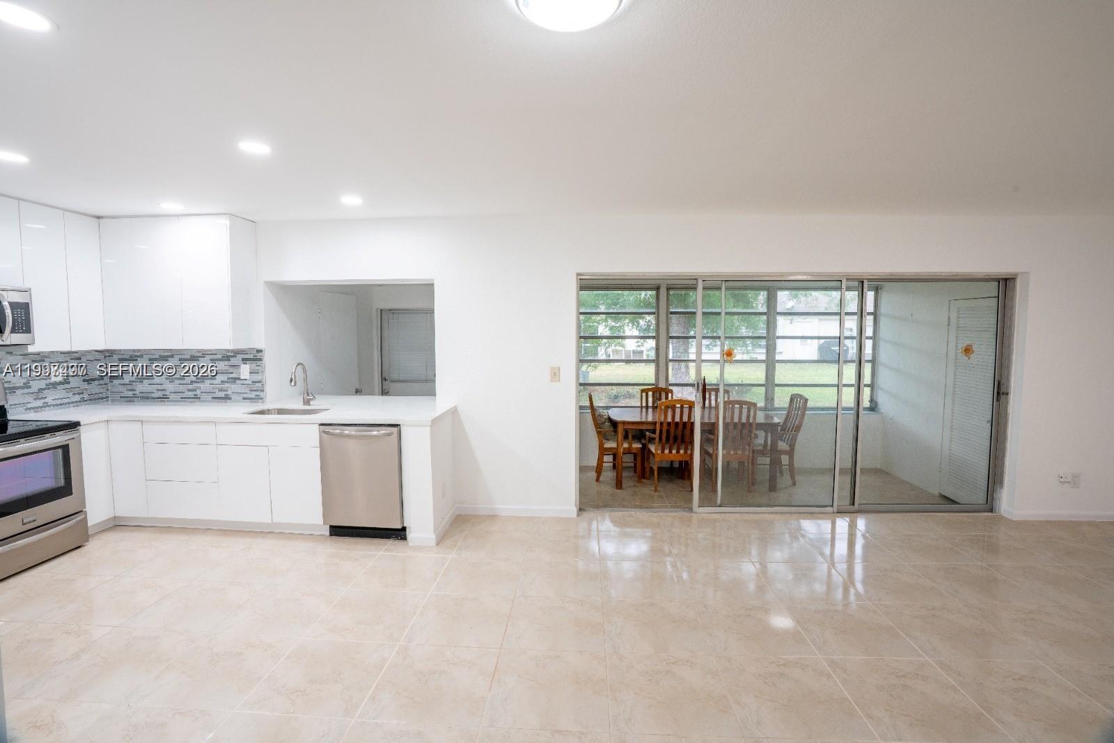Property photo # 9