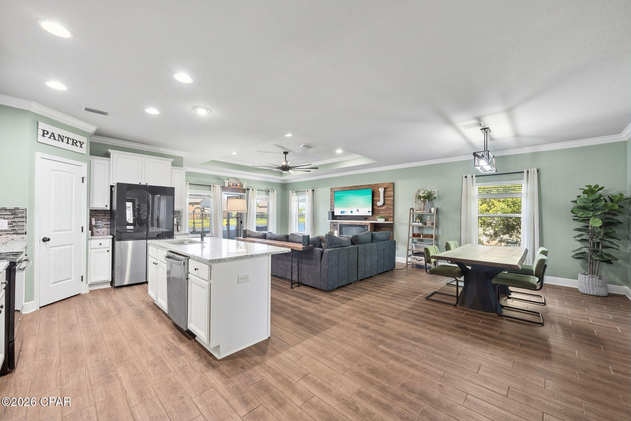 Image 17 For 377 Cocobolo Drive