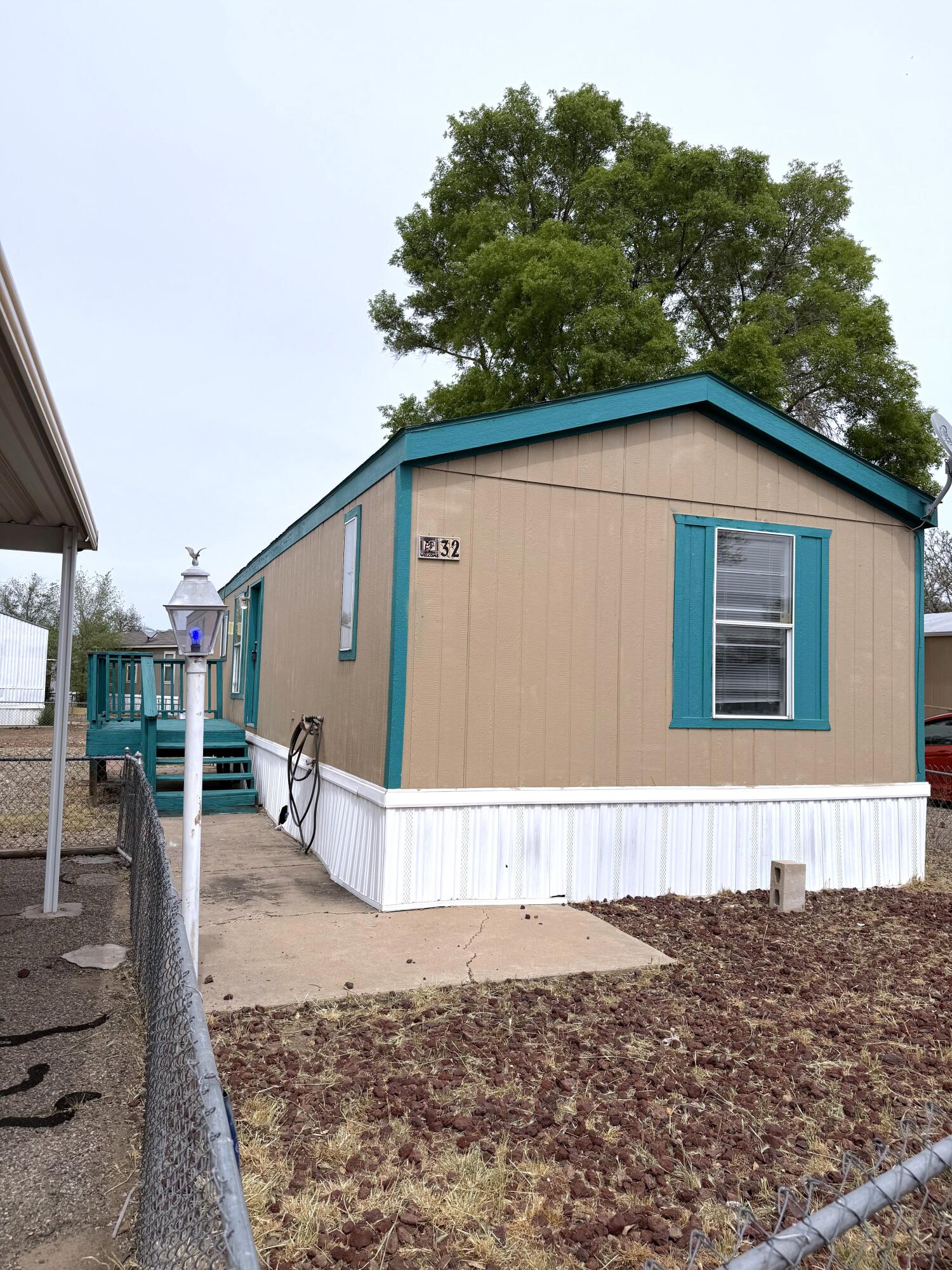 8900 2nd Street NW 32 Albuquerque, NM 87114
