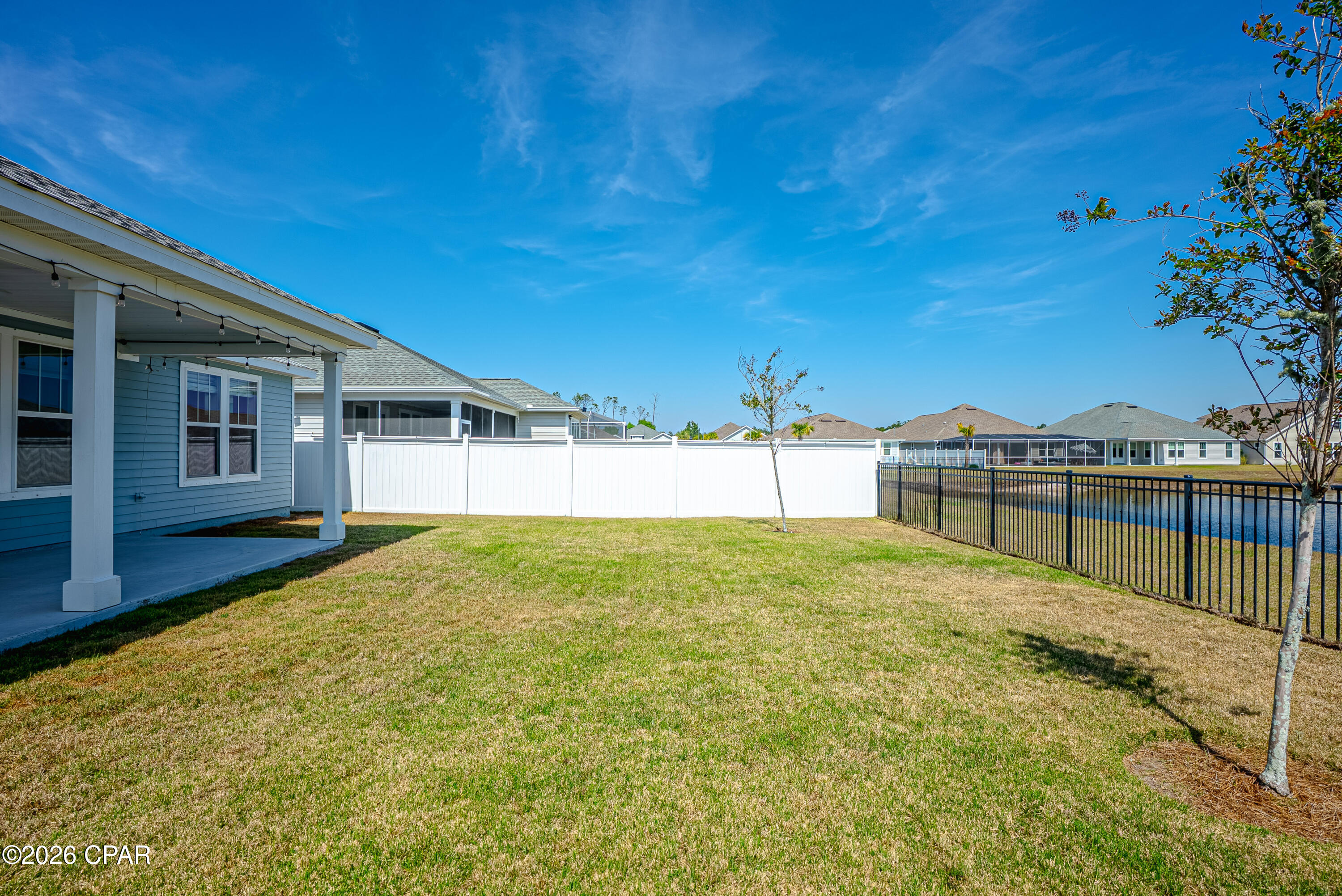 Image 10 For 410 Warren Bayou Lane