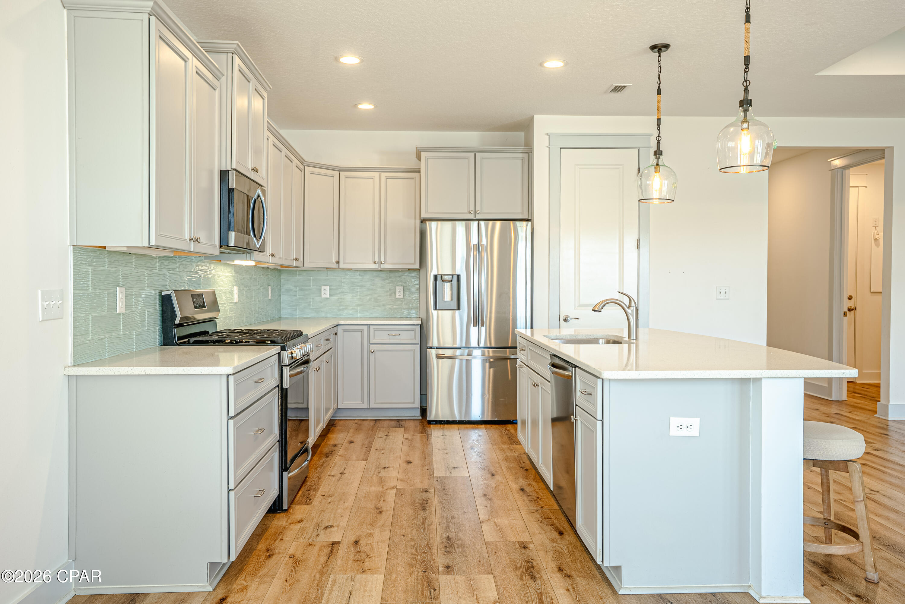 Image 21 For 410 Warren Bayou Lane