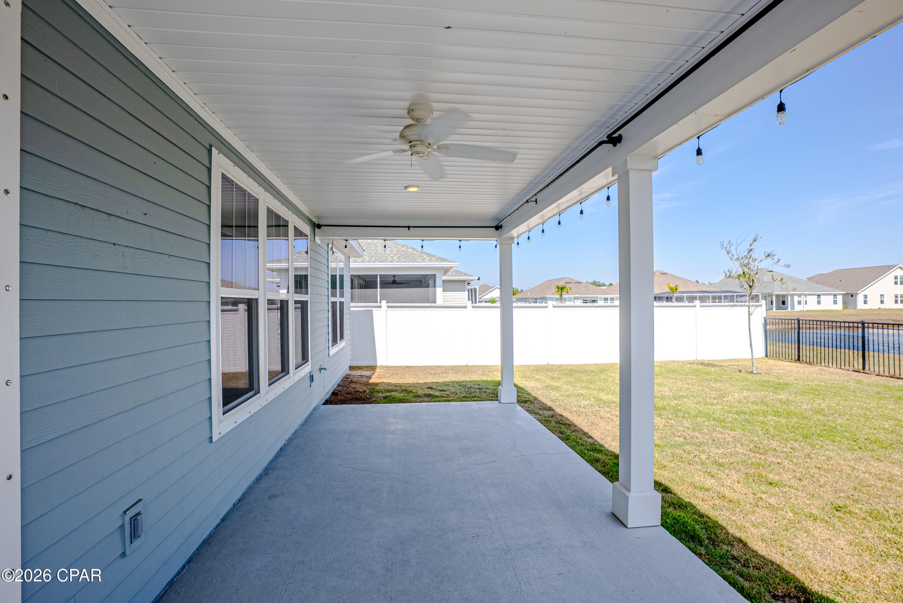 Image 7 For 410 Warren Bayou Lane