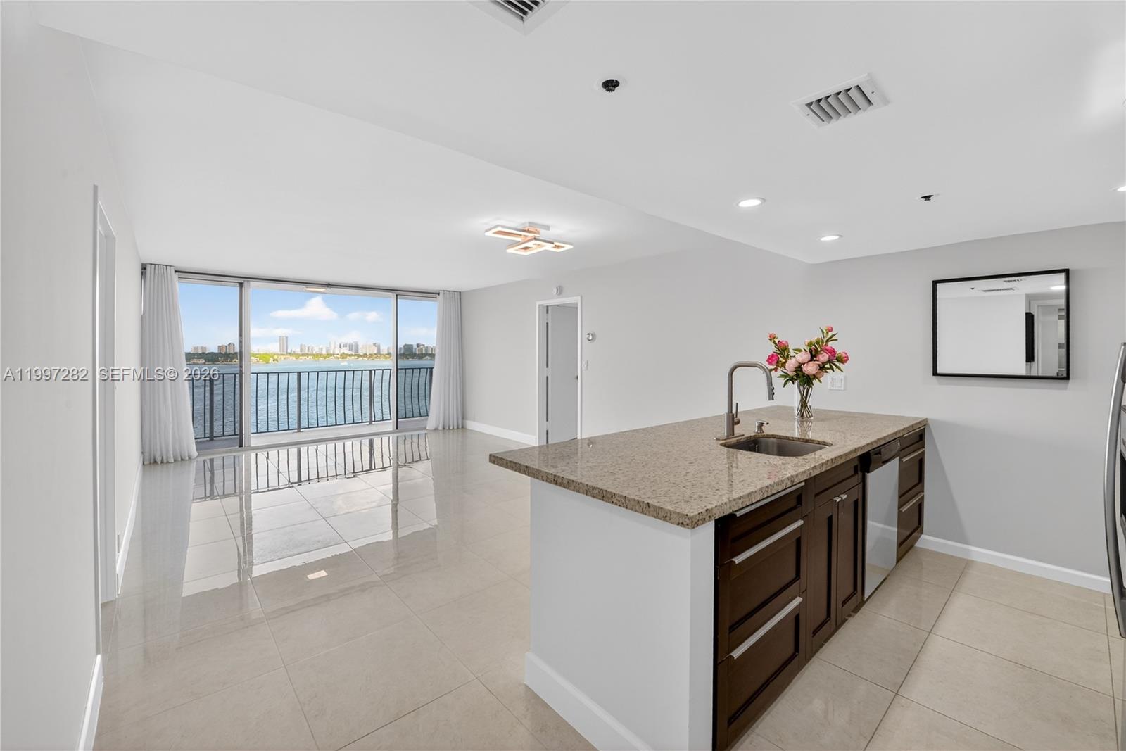 The Grandview Palace Cond