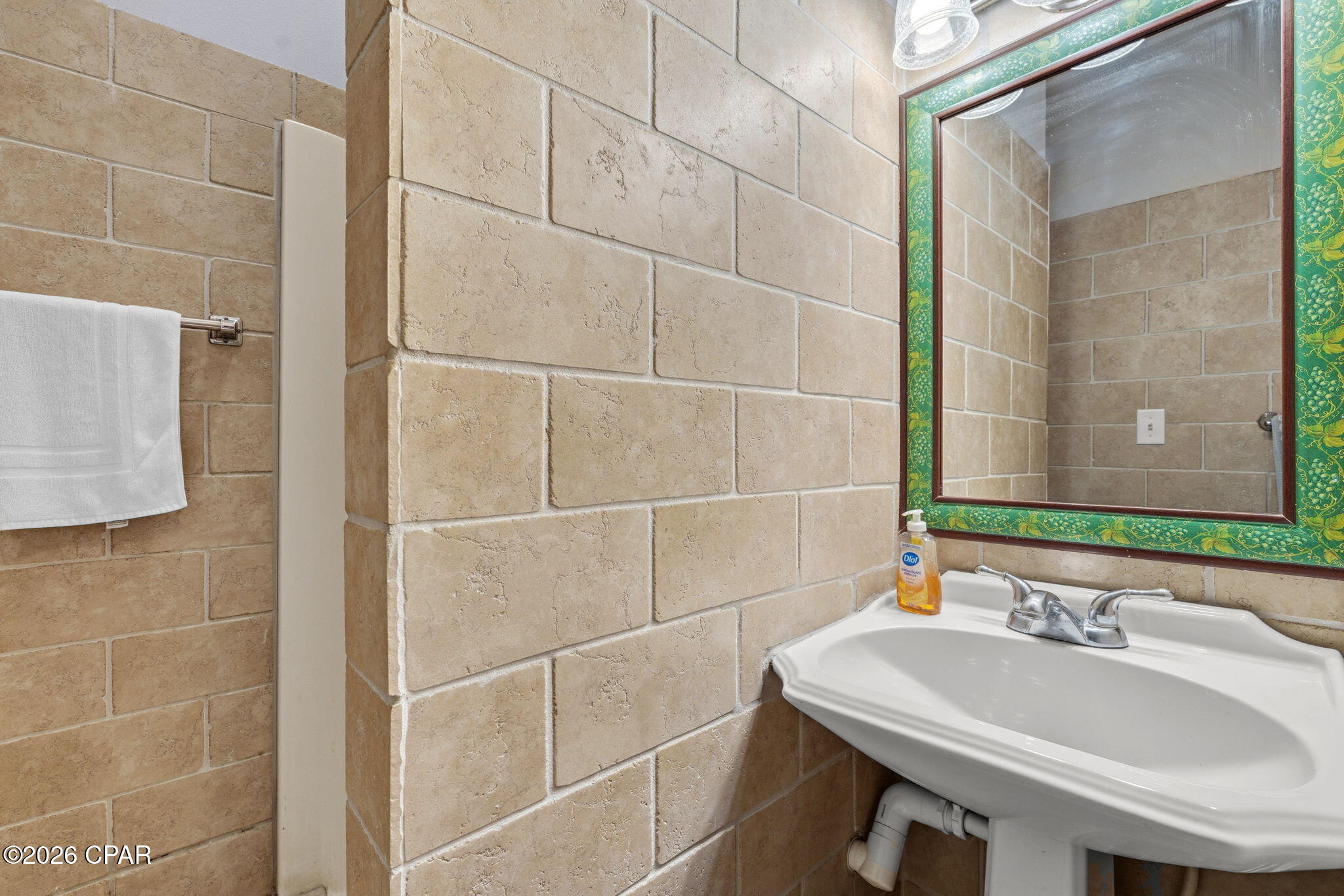 Image 26 For 65 Vantage Point