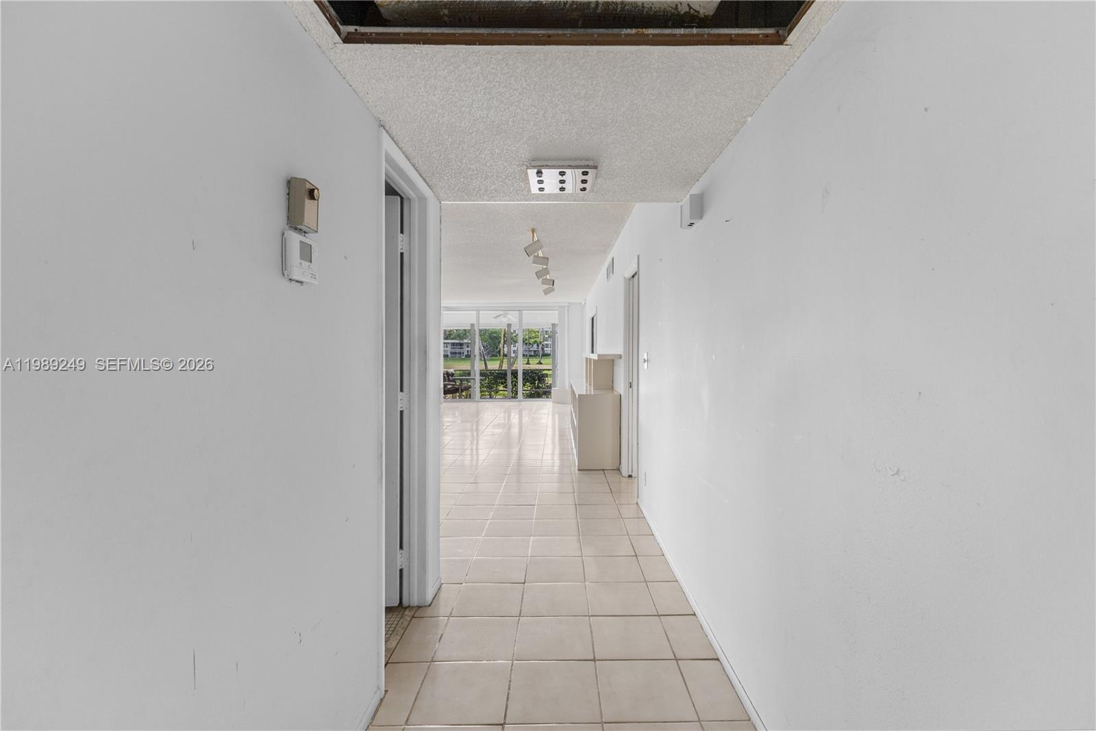 Homes for sale in Pompano Beach, FL | 806 Cypress Grv Ln, Pompano Beach, FL 33069