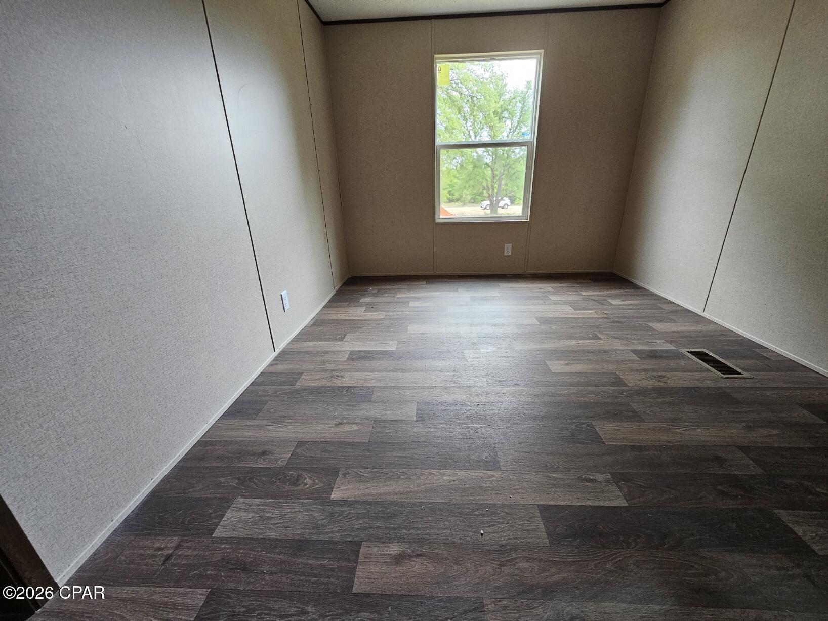 Image 21 For 781 Bighorn Avenue