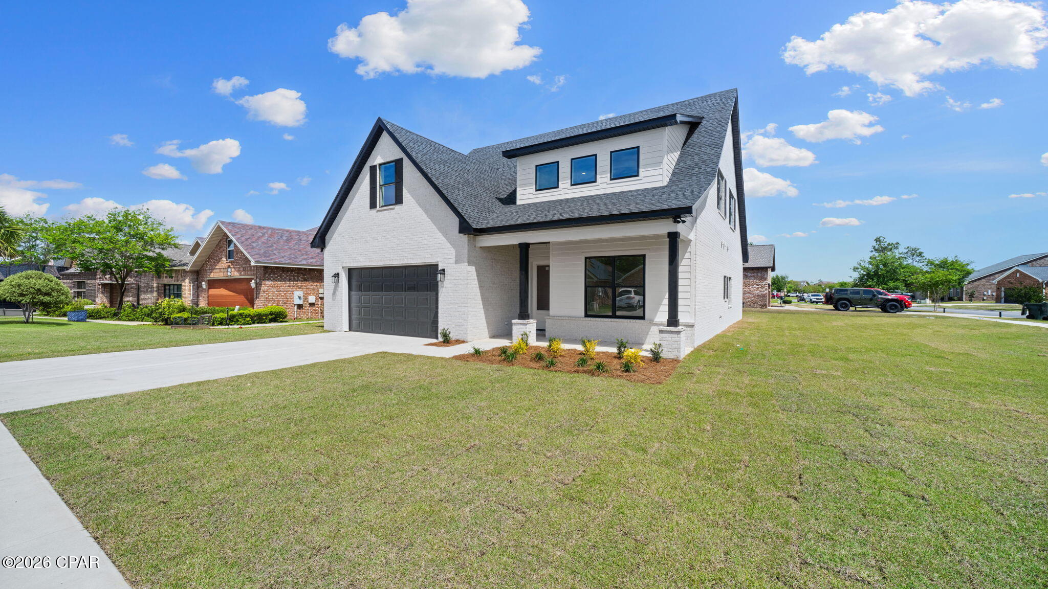 Listing photo id 2 for 2802 Hawks Landing Boulevard