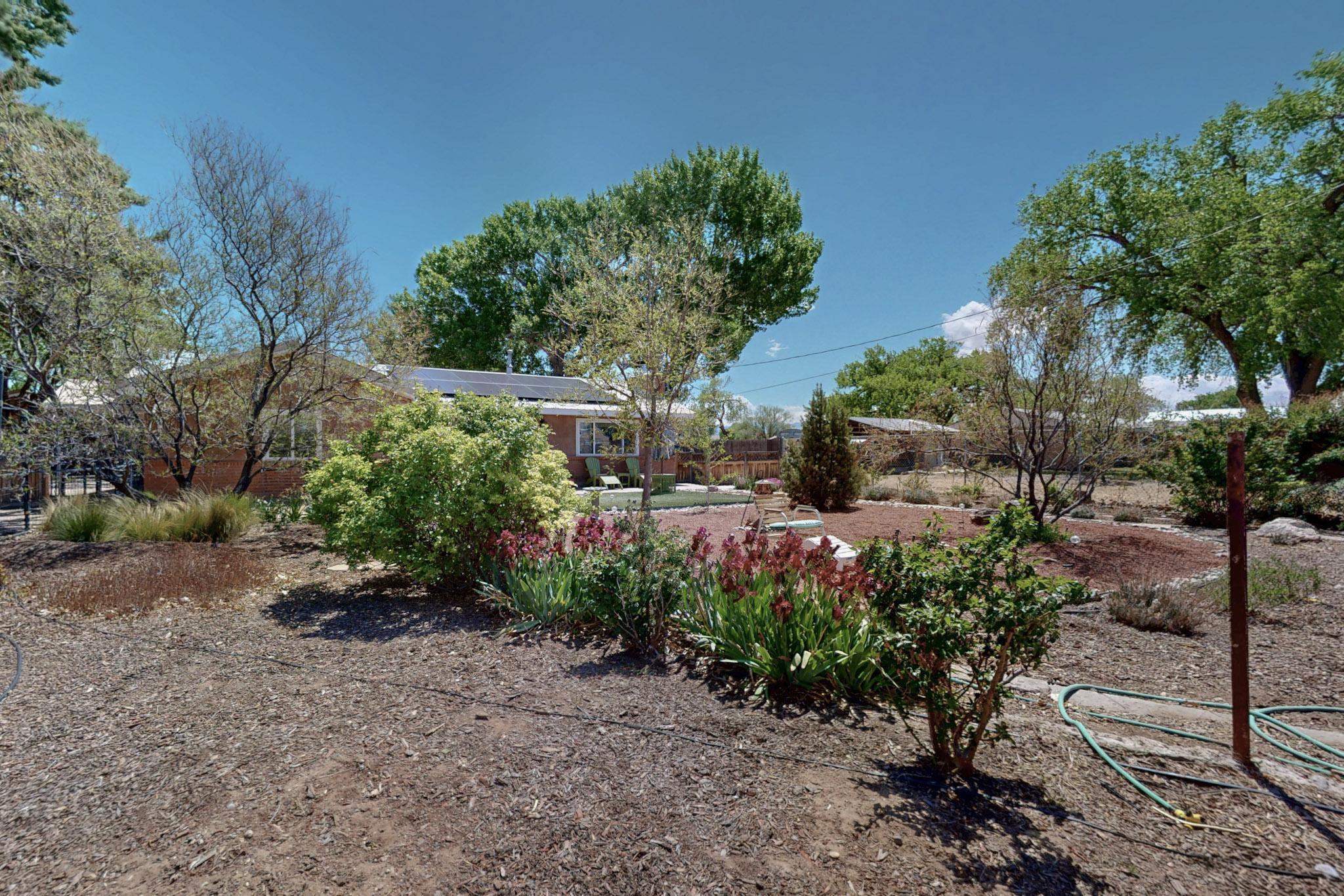 Homes for sale in Peralta, NM | 5 Hobbs Rd, Peralta, NM 87042 | MLS# 1101299