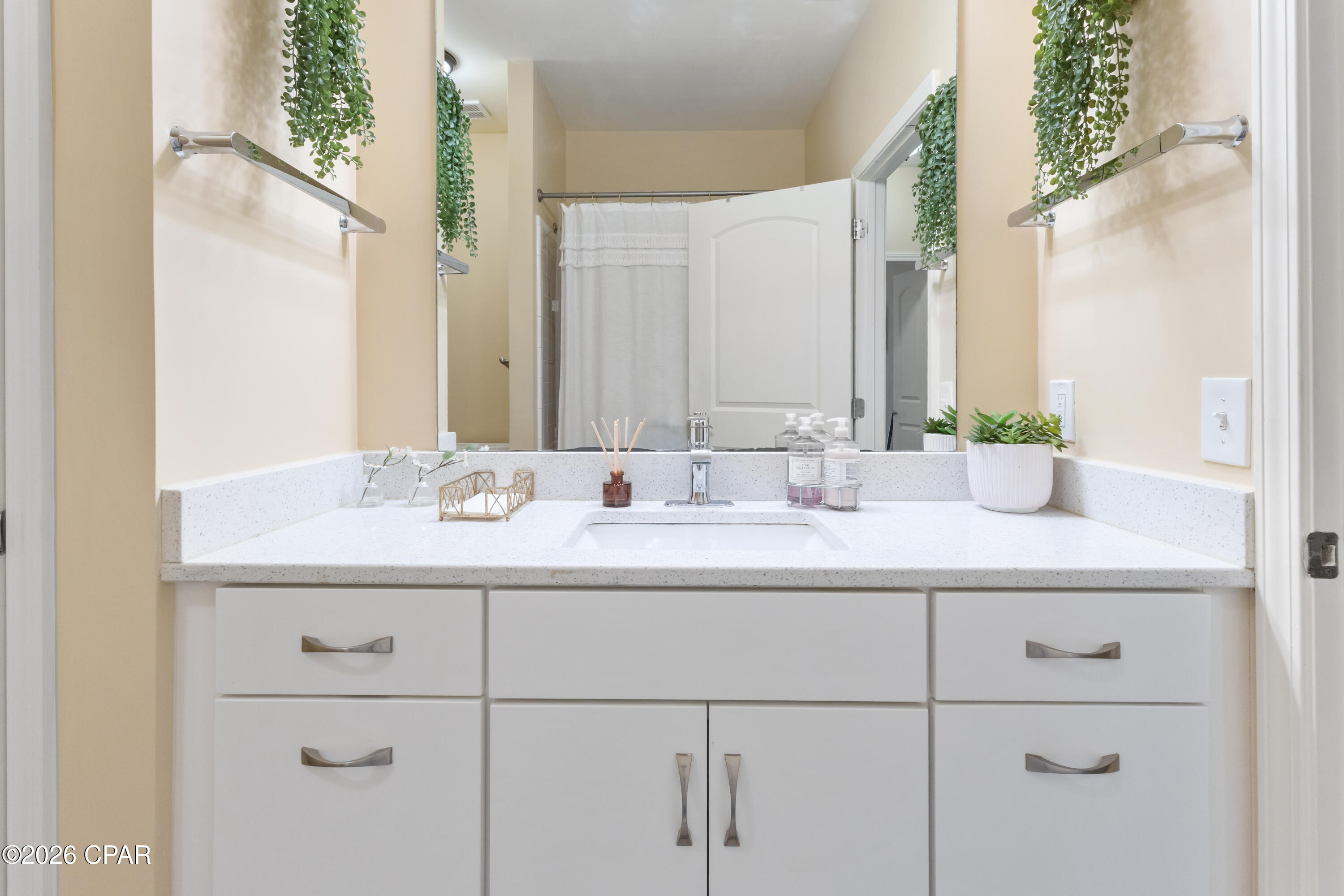 Image 21 For 3243 Country Club Drive