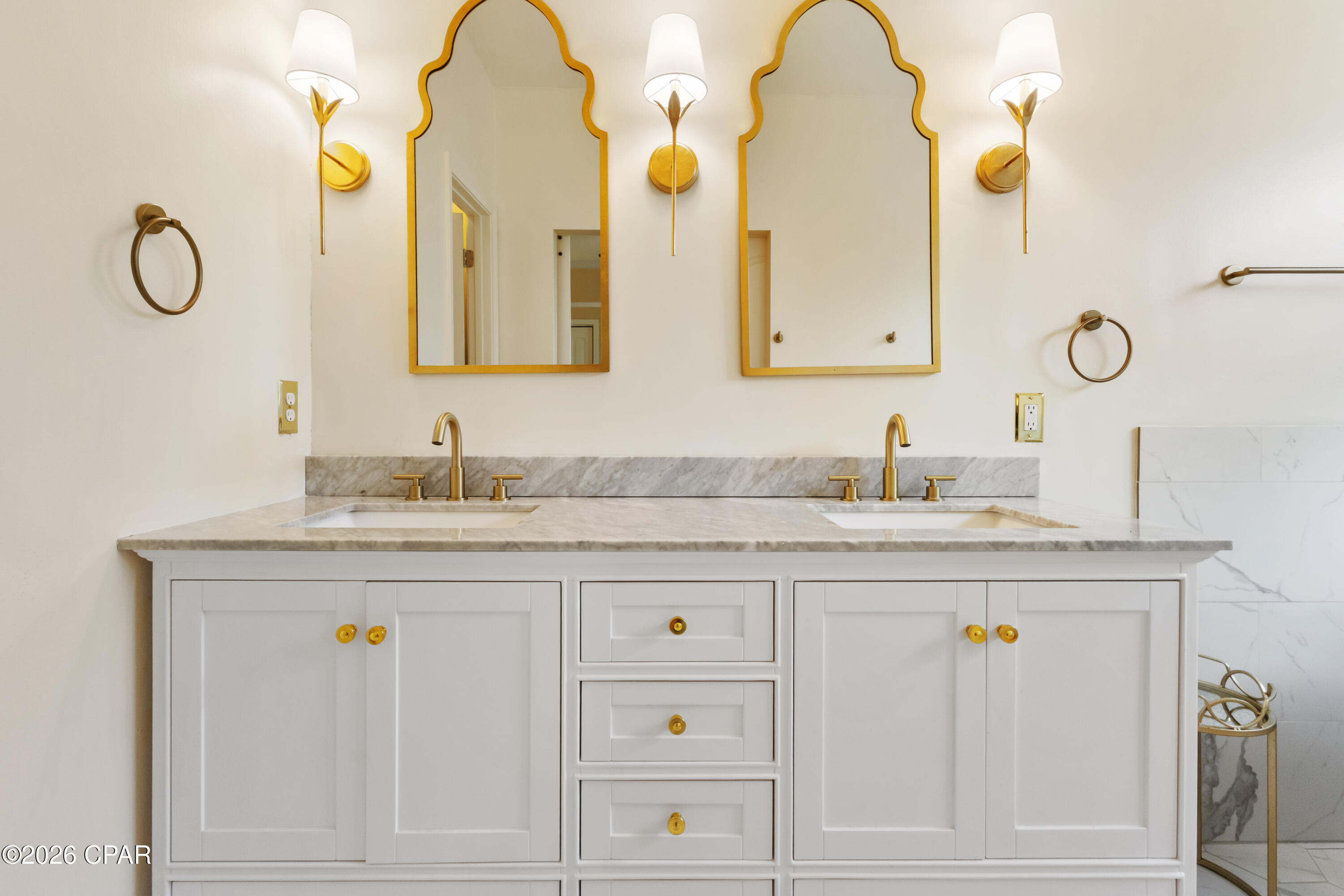 Image 7 For 3243 Country Club Drive