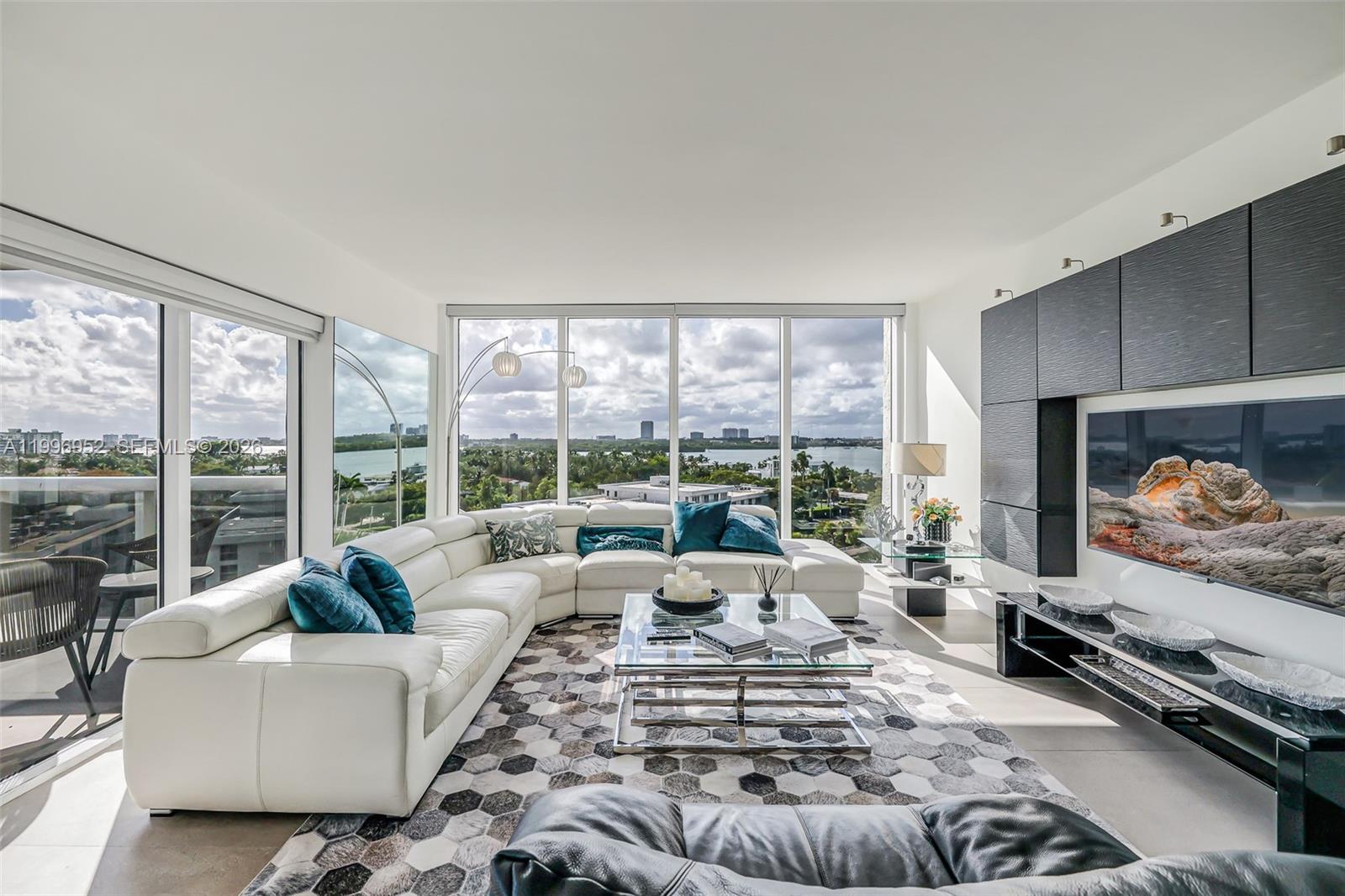 Condo for Sale in Bal Harbour, FL