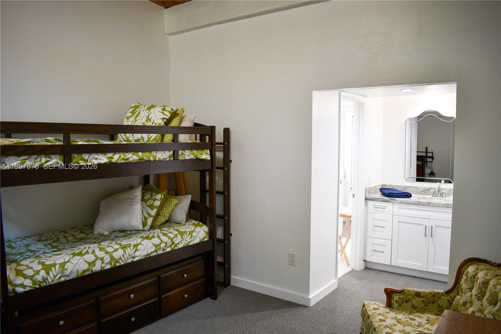 Property photo # 2