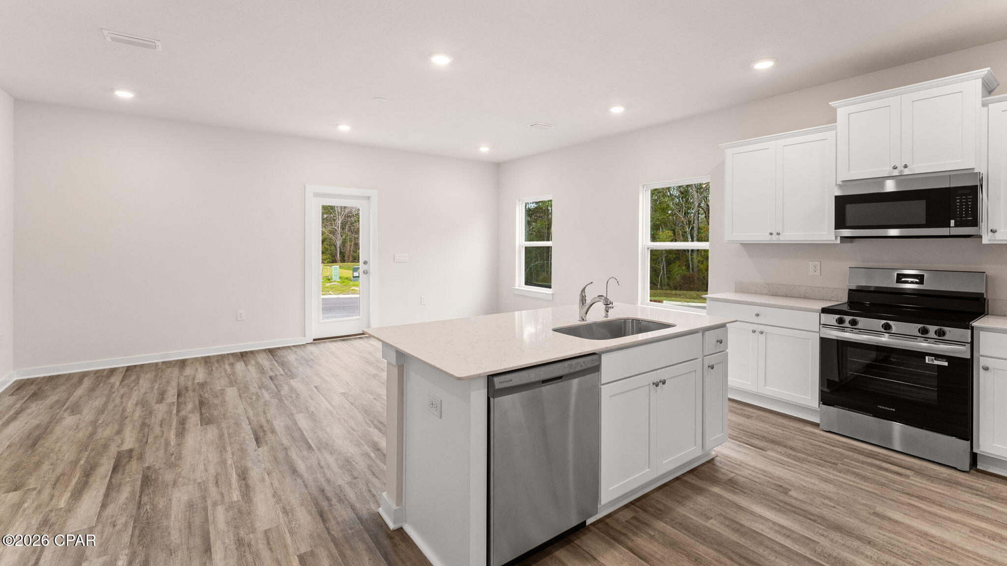 Image 4 For 248 Phillips Bluff Avenue