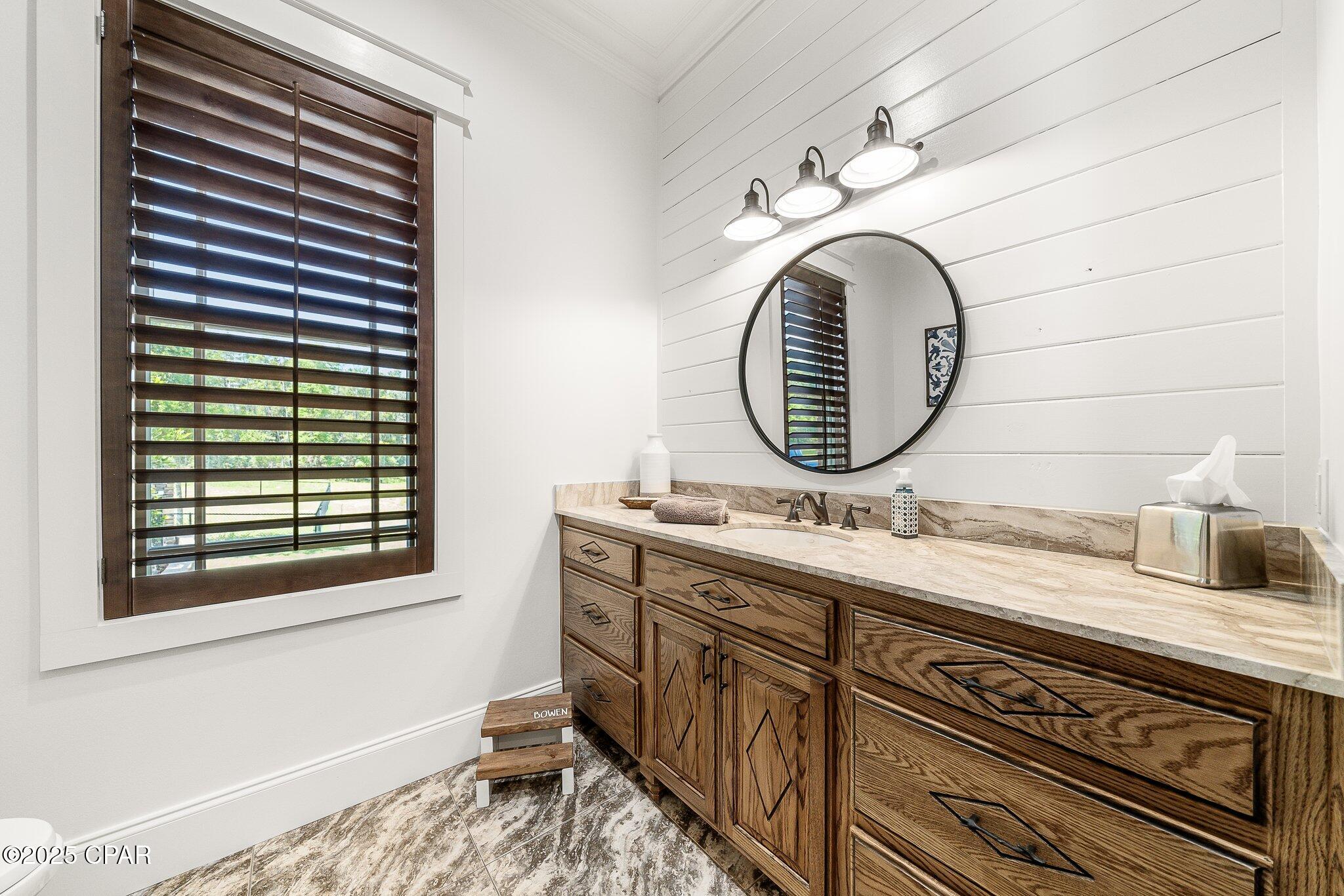 Image 43 For 2601 Highway 20