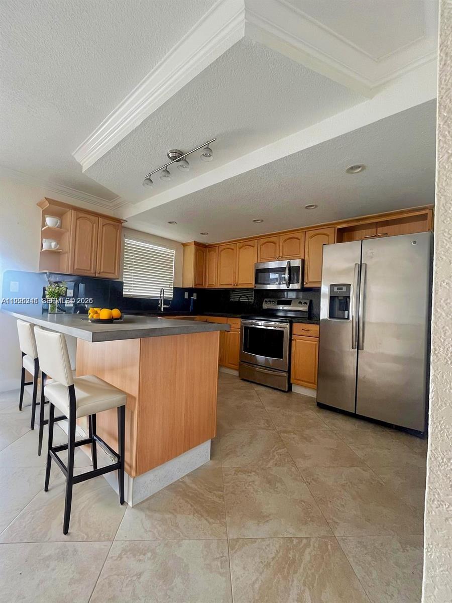 Property photo # 9