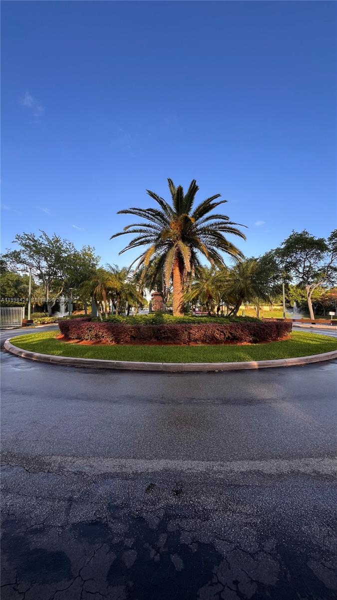 Villas At Harbor Isles Co