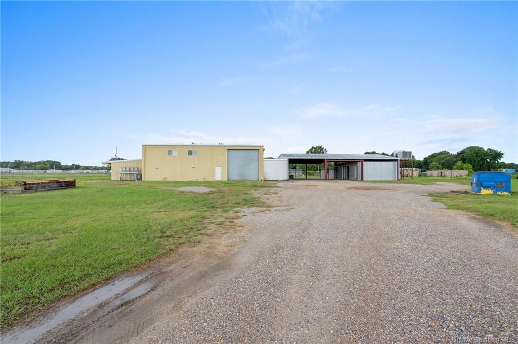 1635 S Thibodeaux Road
