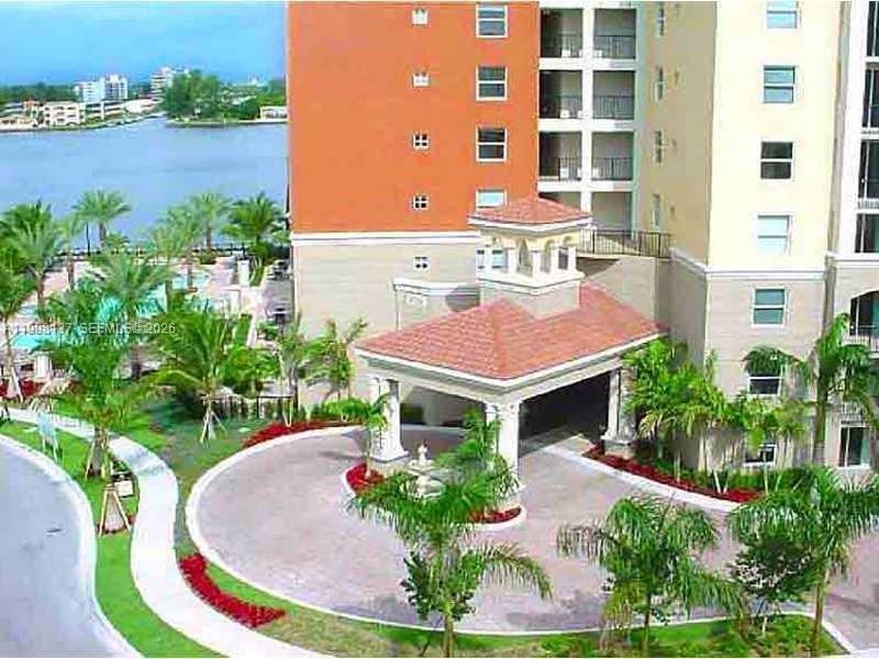 Porto Bellagio Condo