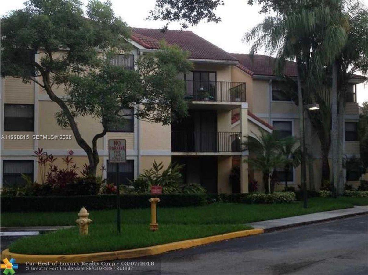 Grand Marquis Condo Homes