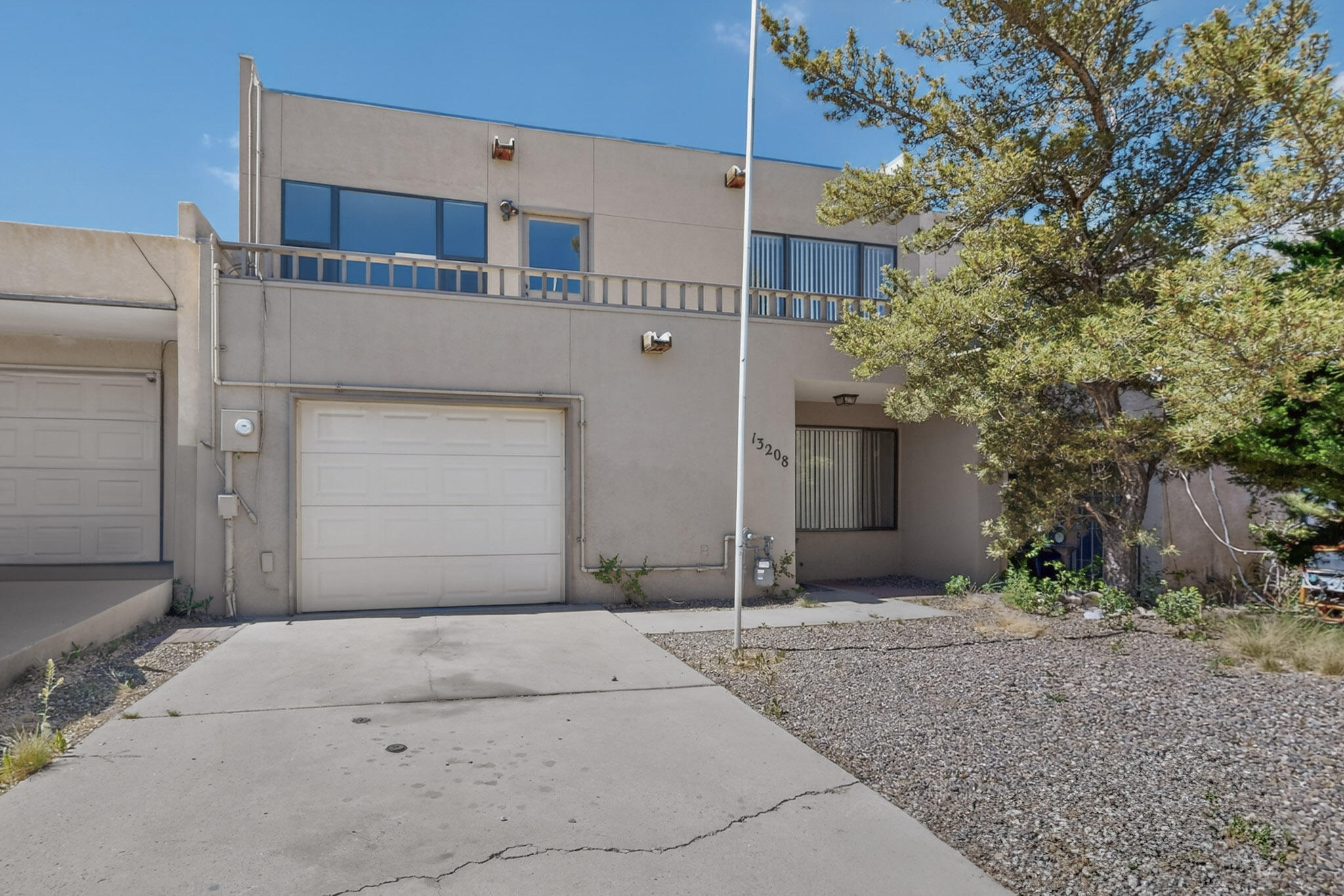 Photo 2 of Townhouse for sale at 13208 Panorama Loop Ne, Albuquerque, NM 87123 | MLS# 1101434 | Listing updated on 2026-09-15
