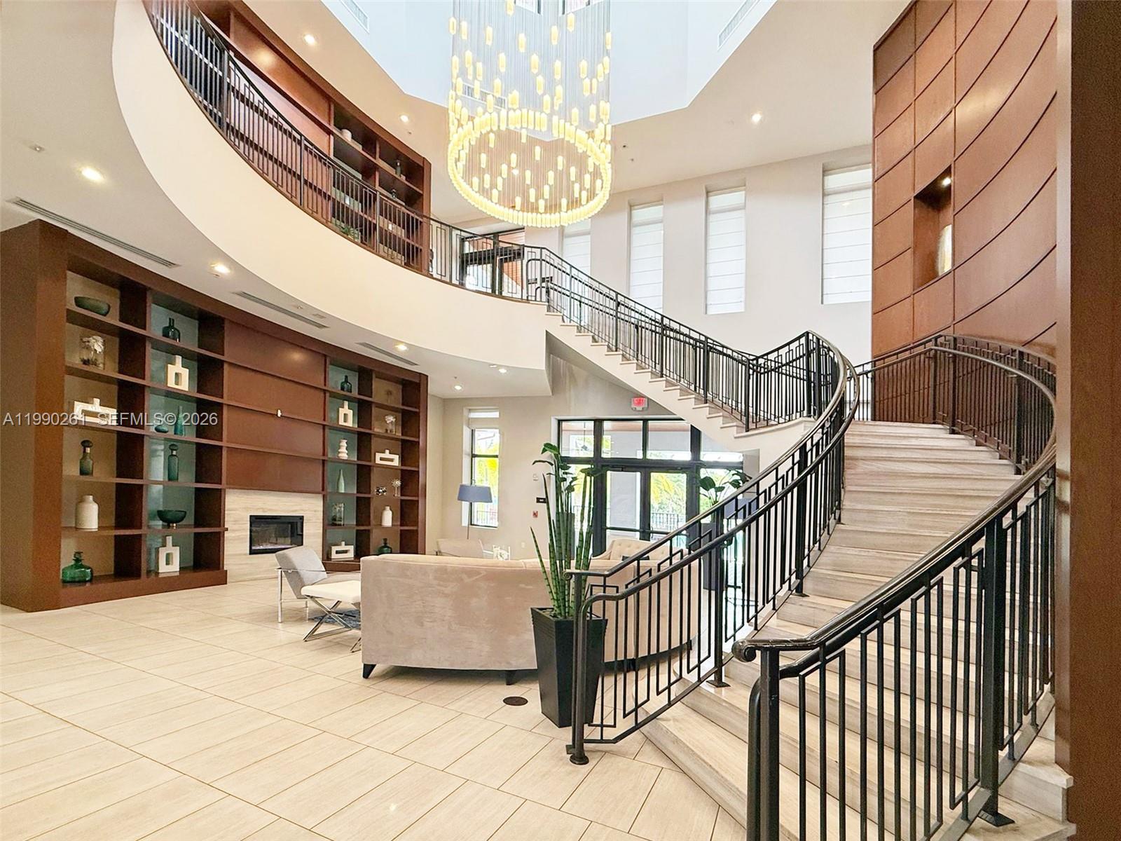 Apex At Park Central Cond