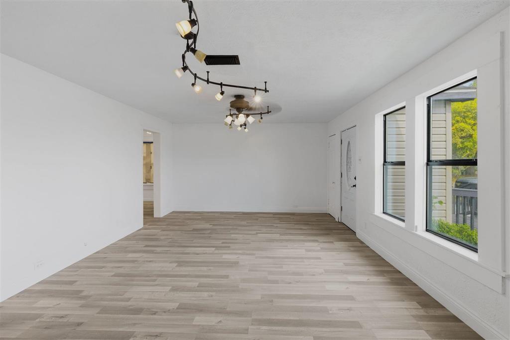 111 Landry Street — photo 4