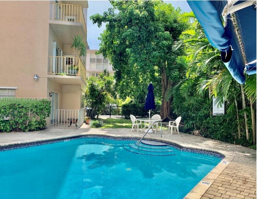 Club Of Bay Harbor Condo