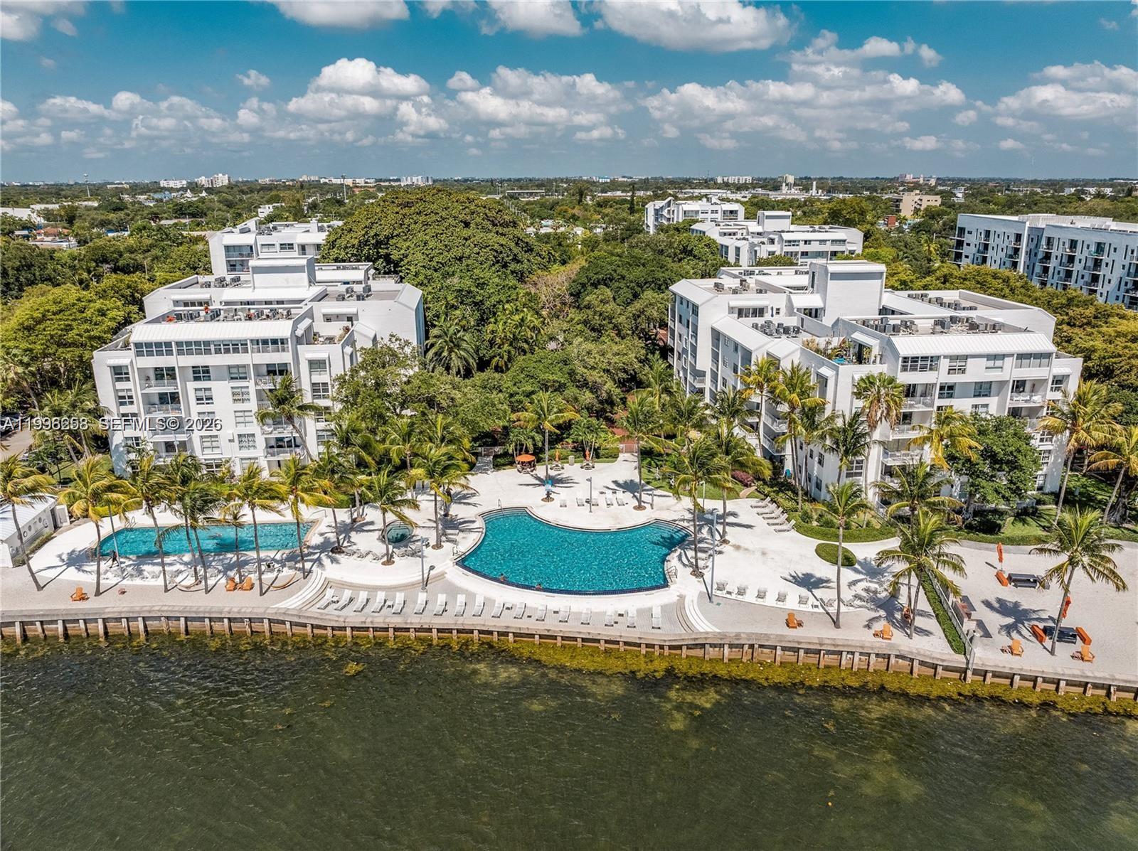 Nirvana Condo No One Cond