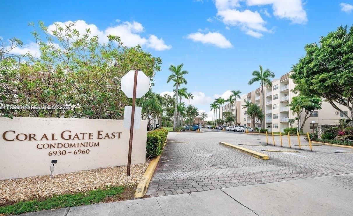 Coral Gate East Condo