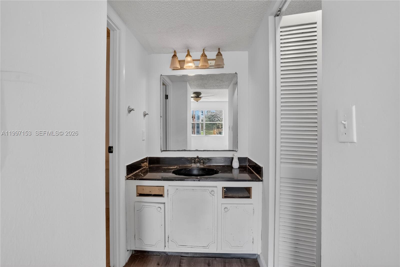 Elegant master bedroom retreat at 6201 Falls Cir Dr - Condo in Lauderhill