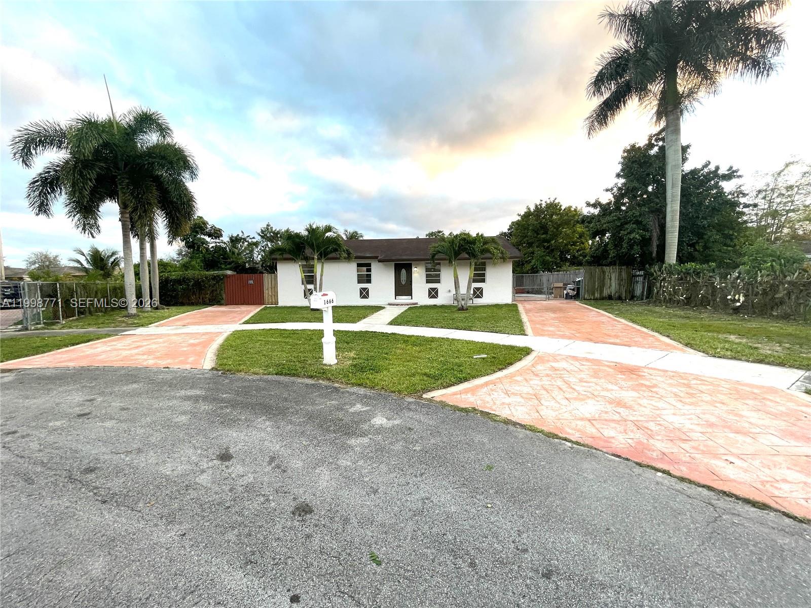 Avocado Villas