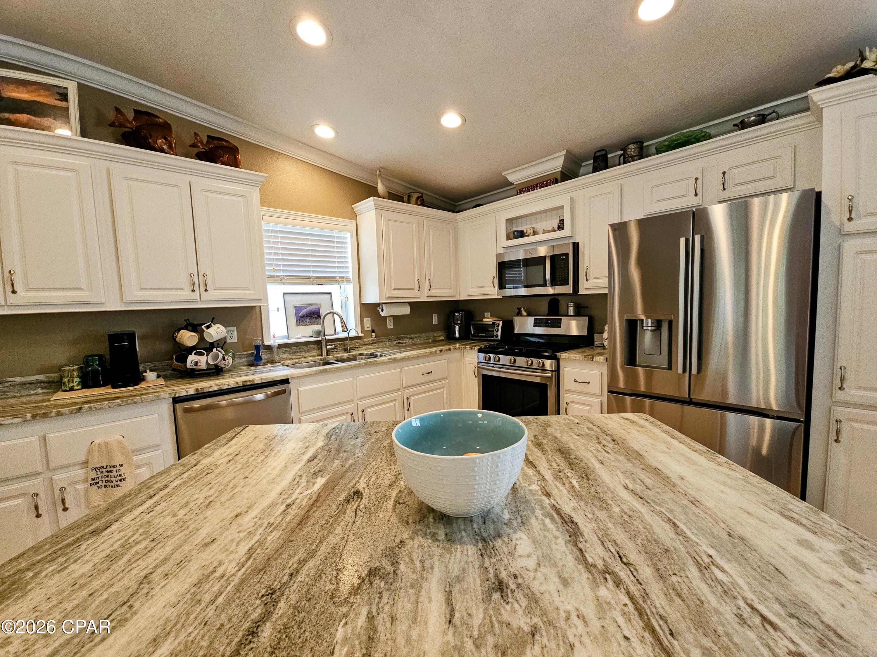 Image 12 For 140 Donna's Place