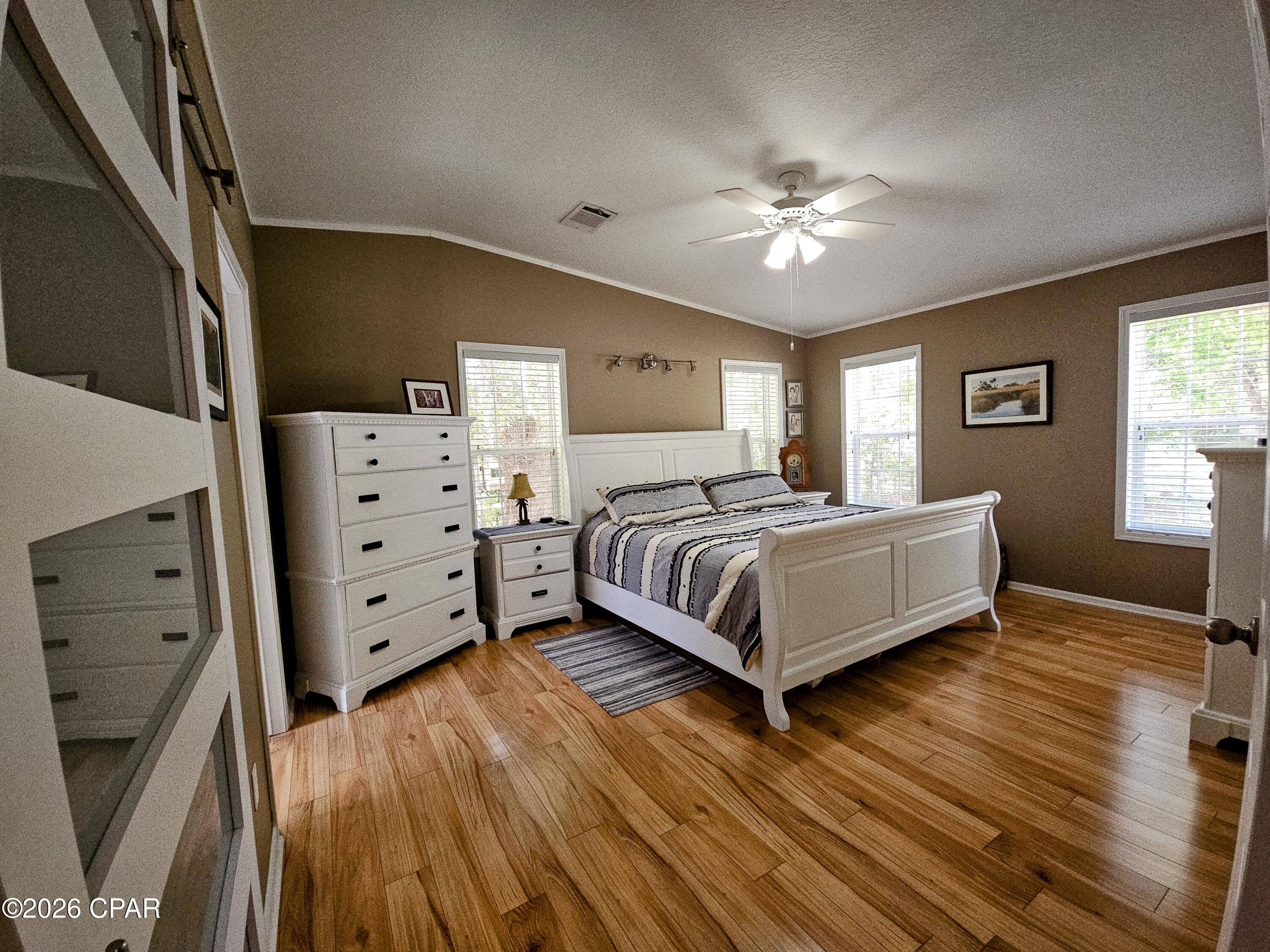 Image 17 For 140 Donna's Place