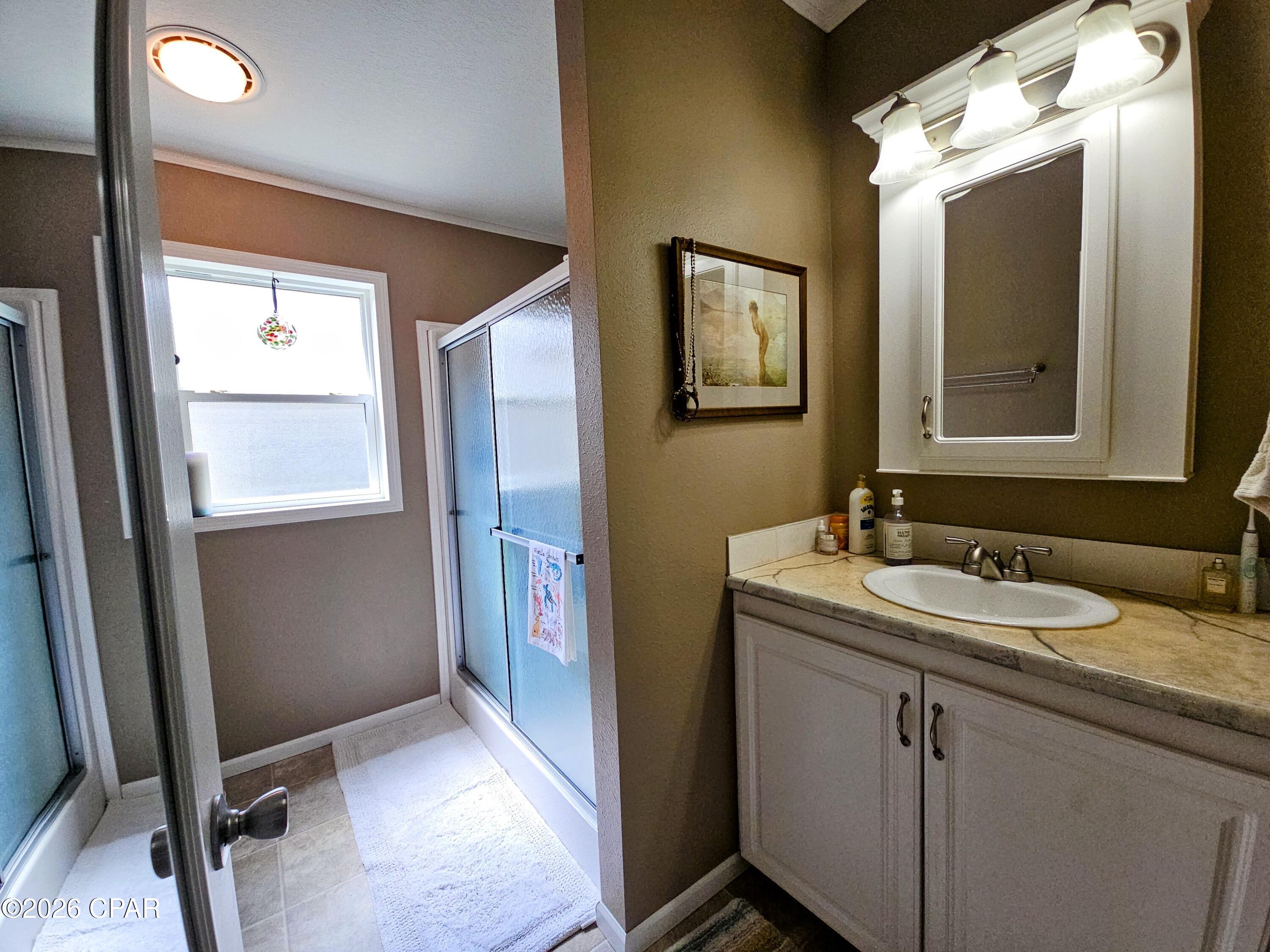 Image 19 For 140 Donna's Place