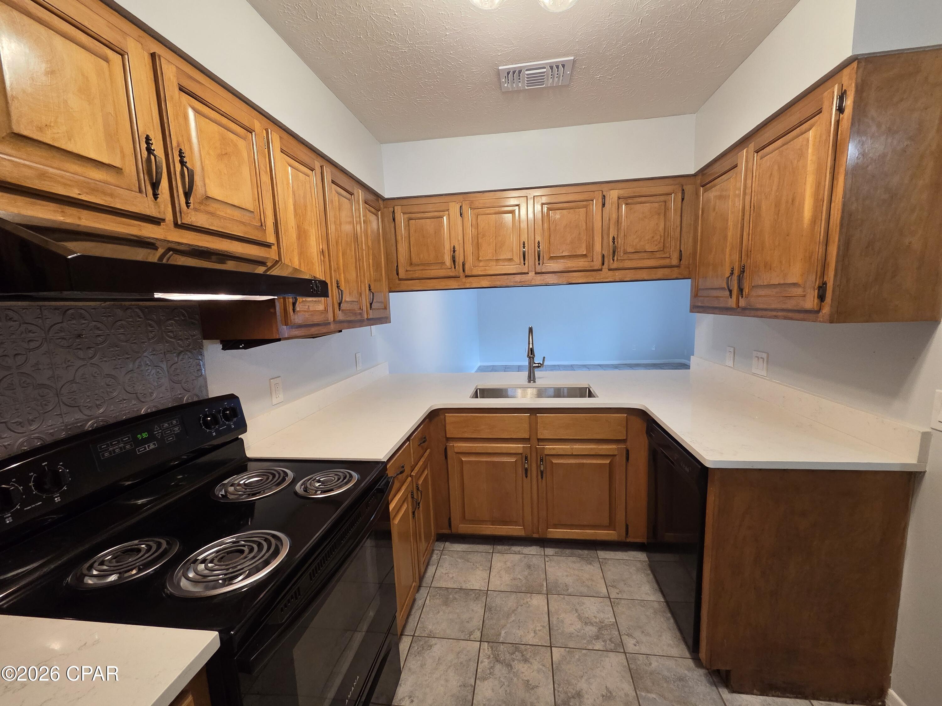 Image 5 For 7125 Lagoon Drive P