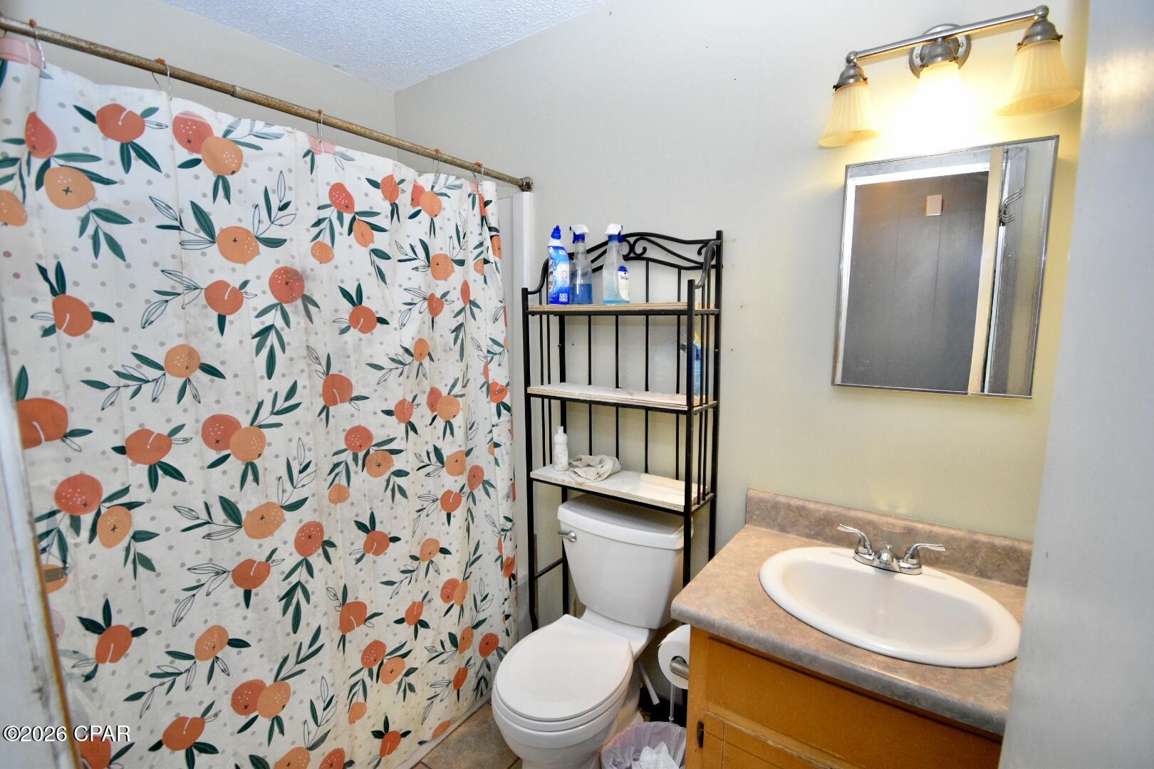 Image 10 For 1395 Warren Avenue