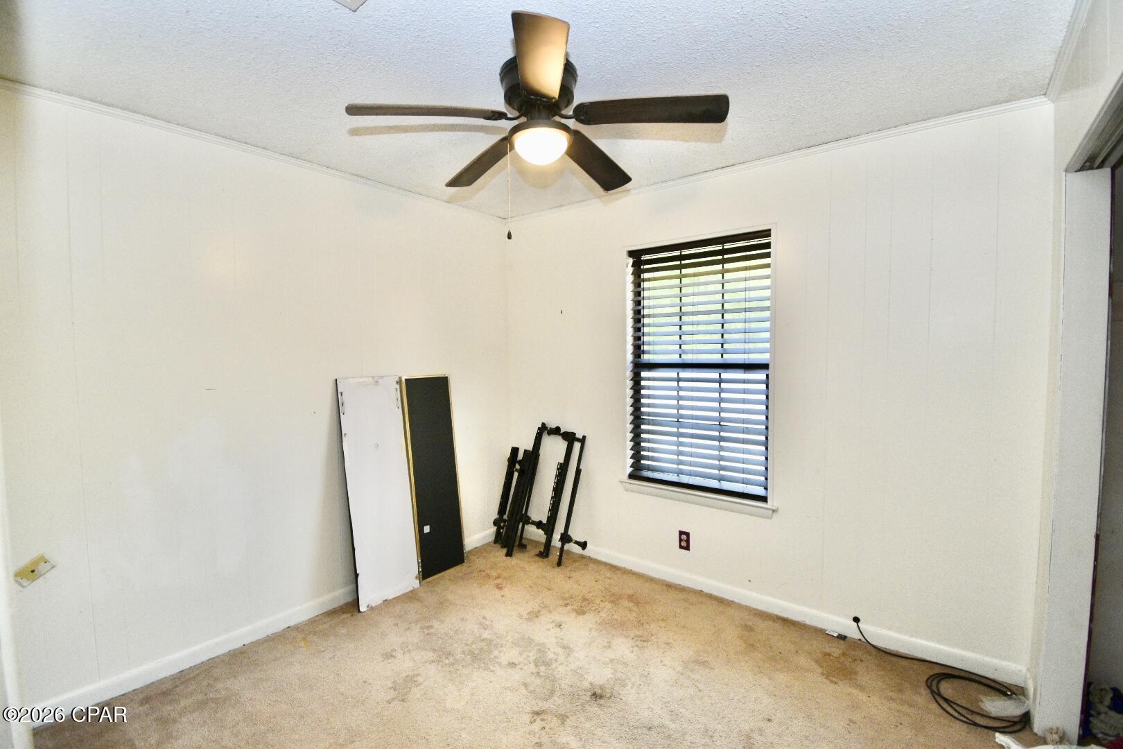 Image 11 For 1395 Warren Avenue