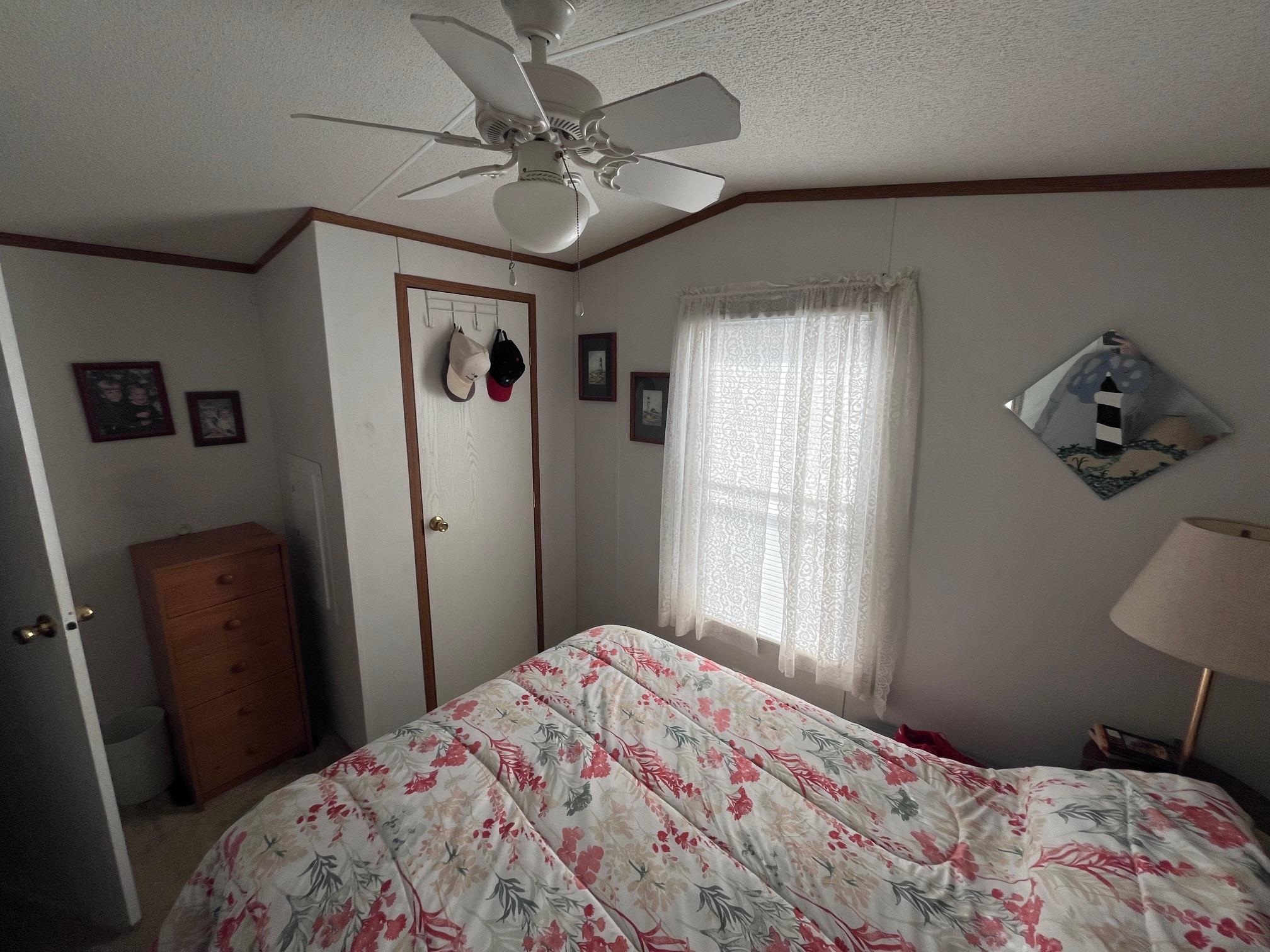 2609424 | Photo 21